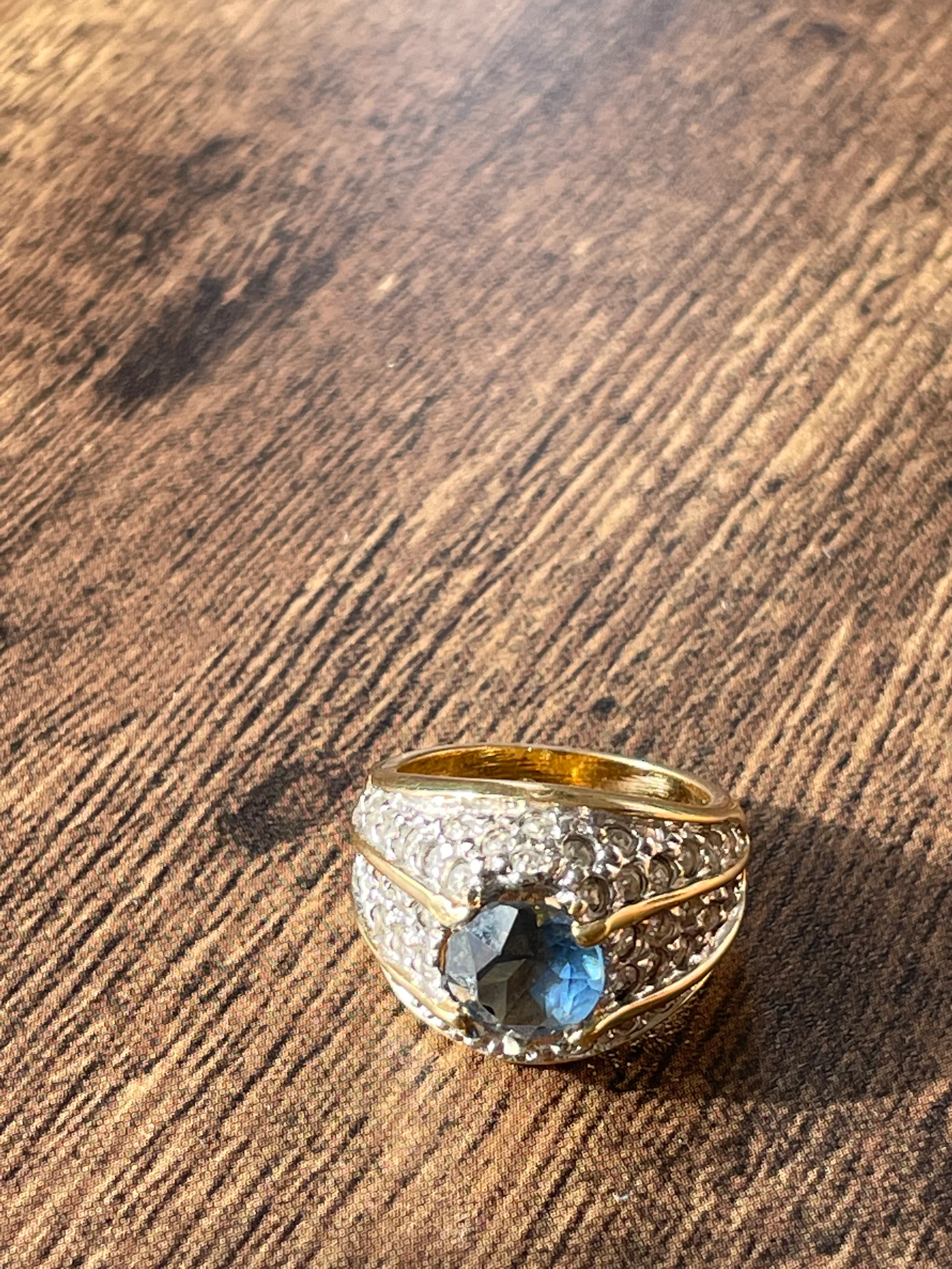 70s/80s Blue Sapphire And Cz Stone Cocktail Ring - Image 3