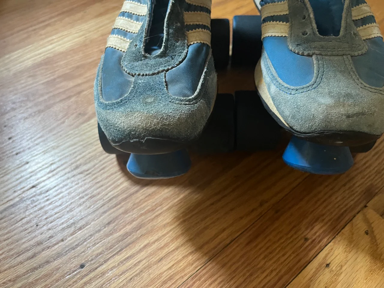 70s/80s Blue White Yellow Sneaker Lace-up Roller Skates By Pro-Specs - Image 6