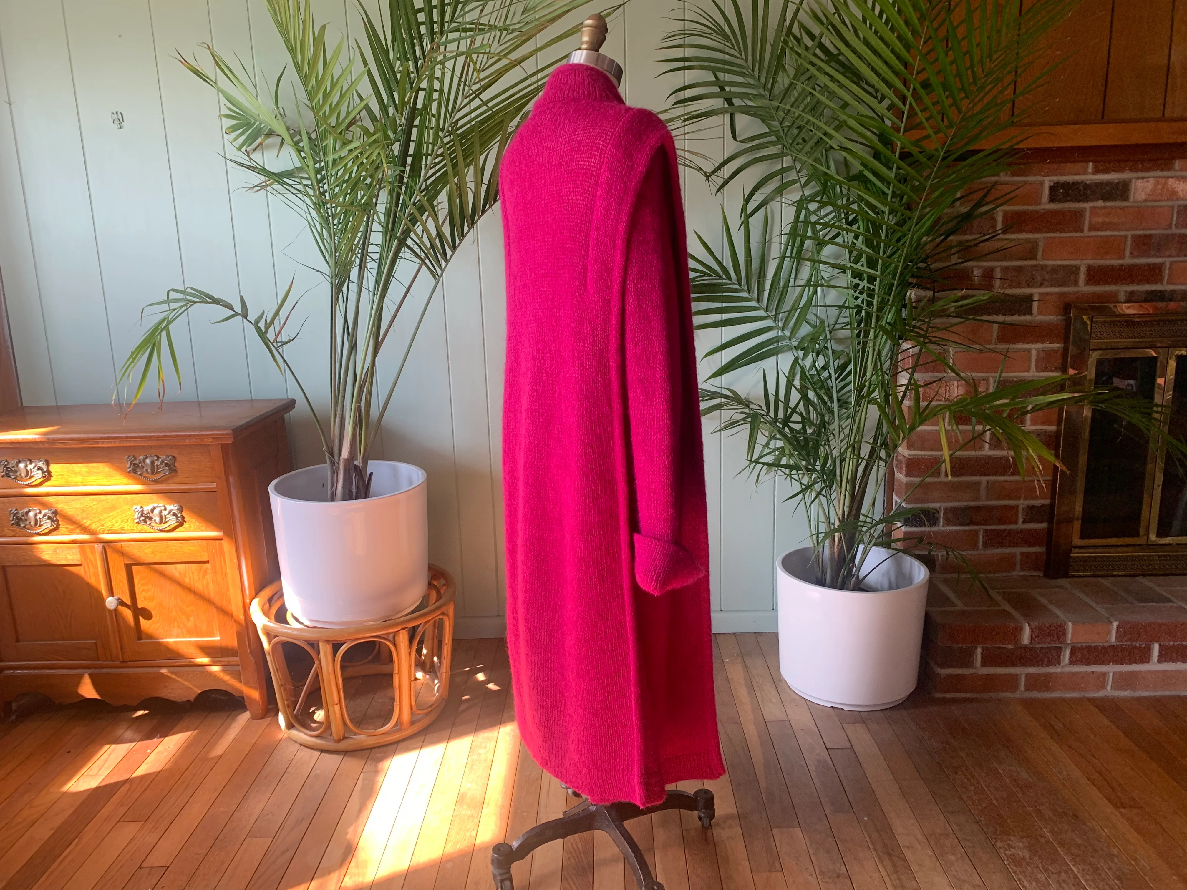 70s/80s Bright Pink Knit Mohair Full Length Sweater Coat By Made In Hong Kong B Altman - Image 7