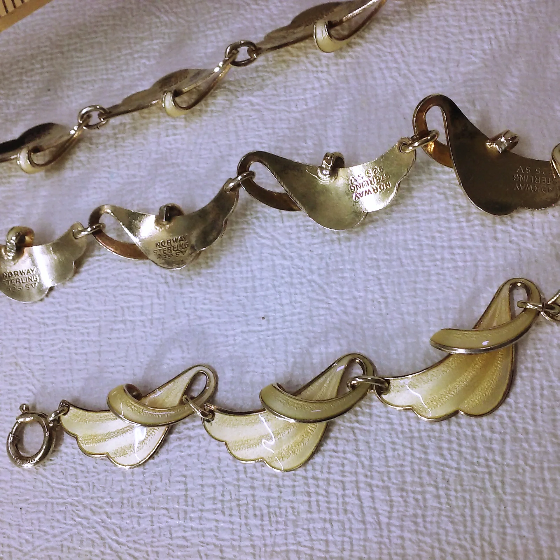 70s/80s Bright Yellow Nouveau Scallop Wave Silver Choker By Norway Sterling Finn Jensen - Image 8