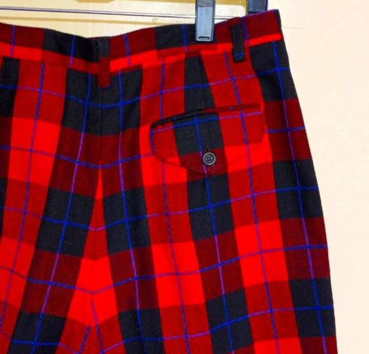 70s/80s Buffalo Plaid Red Black High Waisted Mom Shorts By Talbots - Image 3