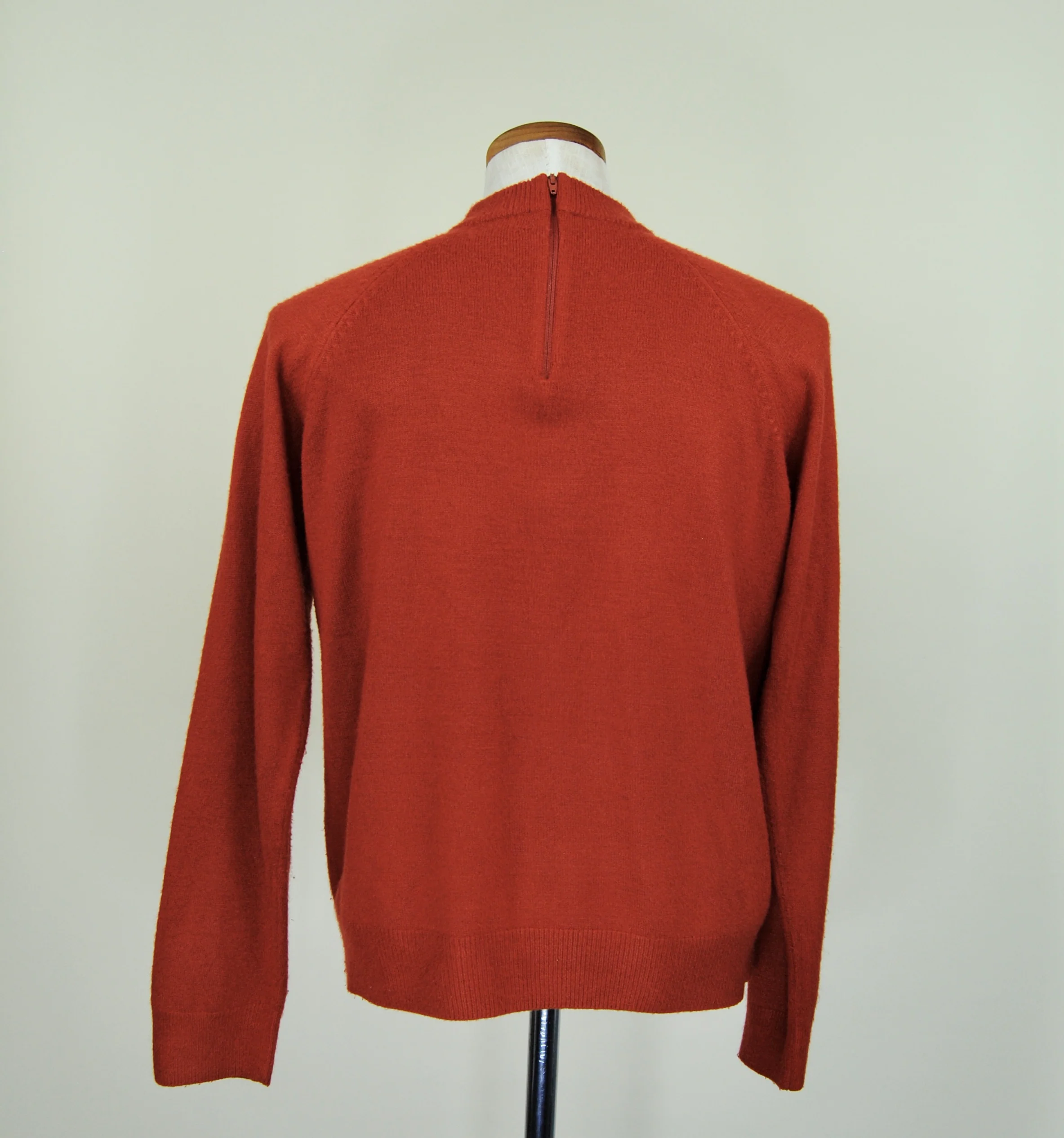 70s/80s Burnt Orange Mock Neck Sweater - Image 10