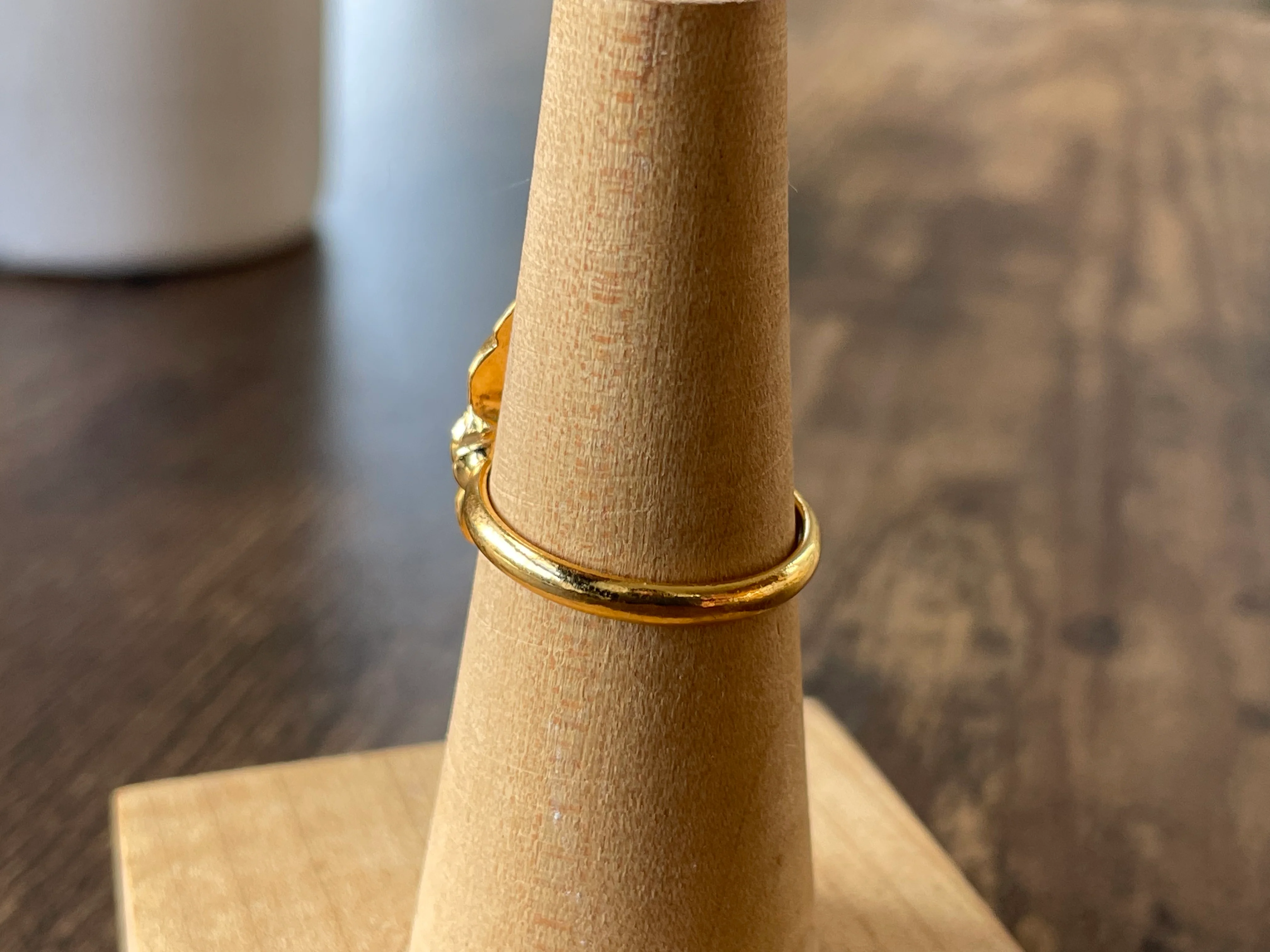 70s/80s Cameo Cocktail Ring By Avon - Image 7