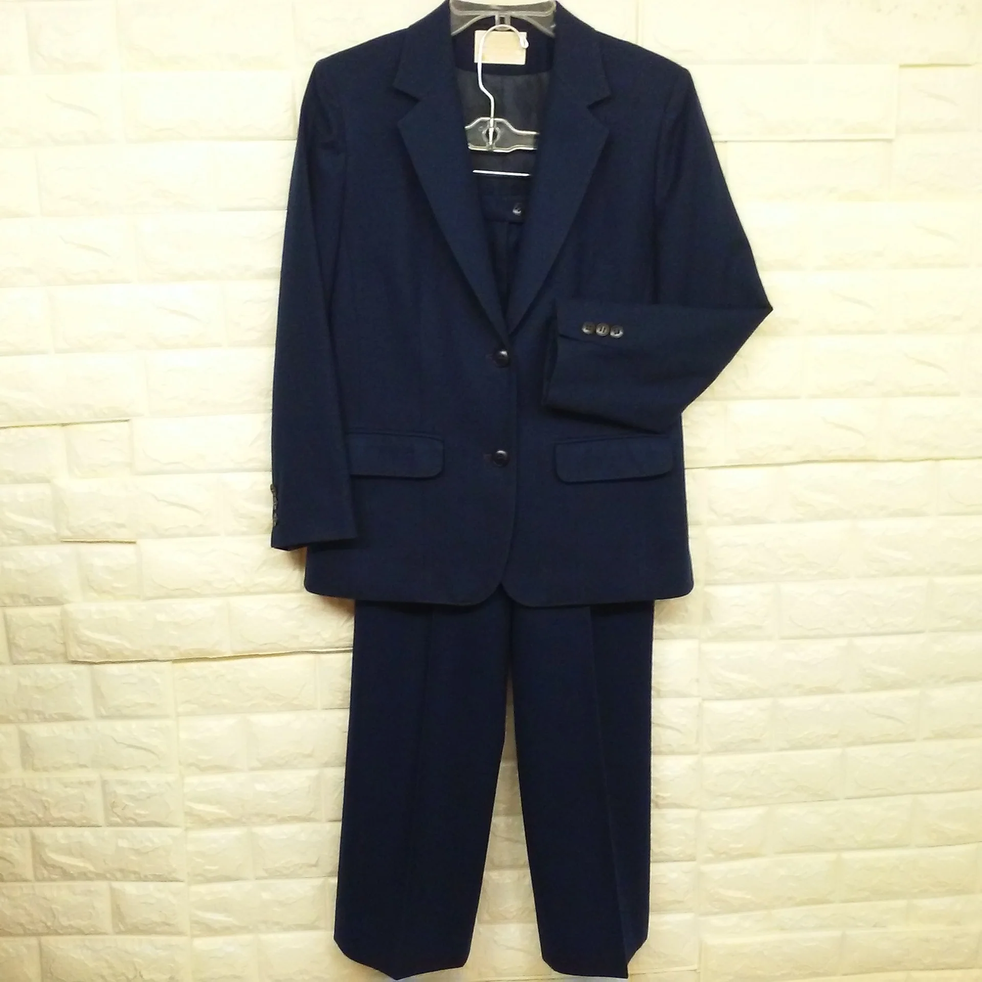 70s/80s Chic Classic 2pc Suit Blazer Trousers Pockets Wool By Pendleton Woolen Mills Made In Usa - Image 3