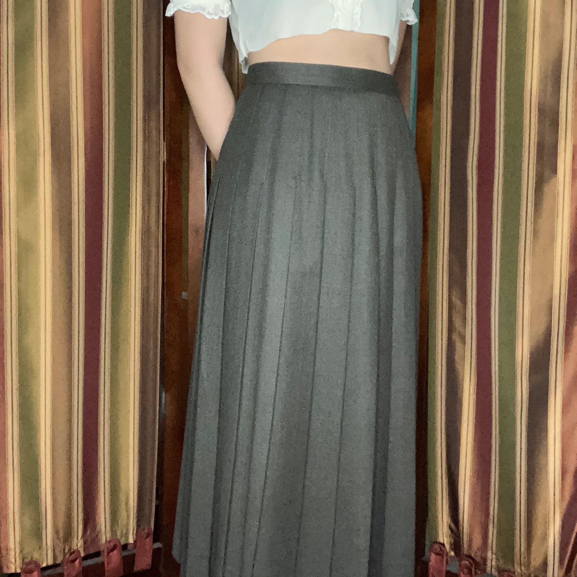70s/80s Classic Preppy Wool Pleated Maxi Skirt By Orvis - Image 2