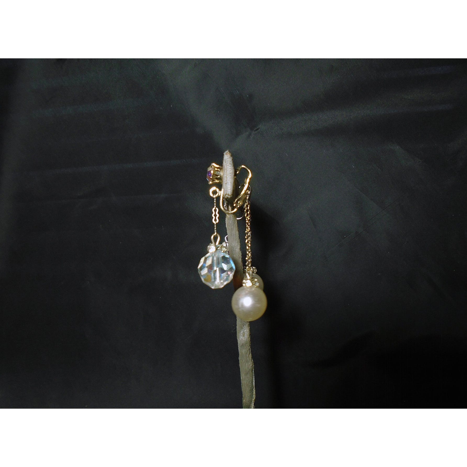 70s/80s Clip On Dangle Earrings Pearl Crystal, Front Back! - Image 6