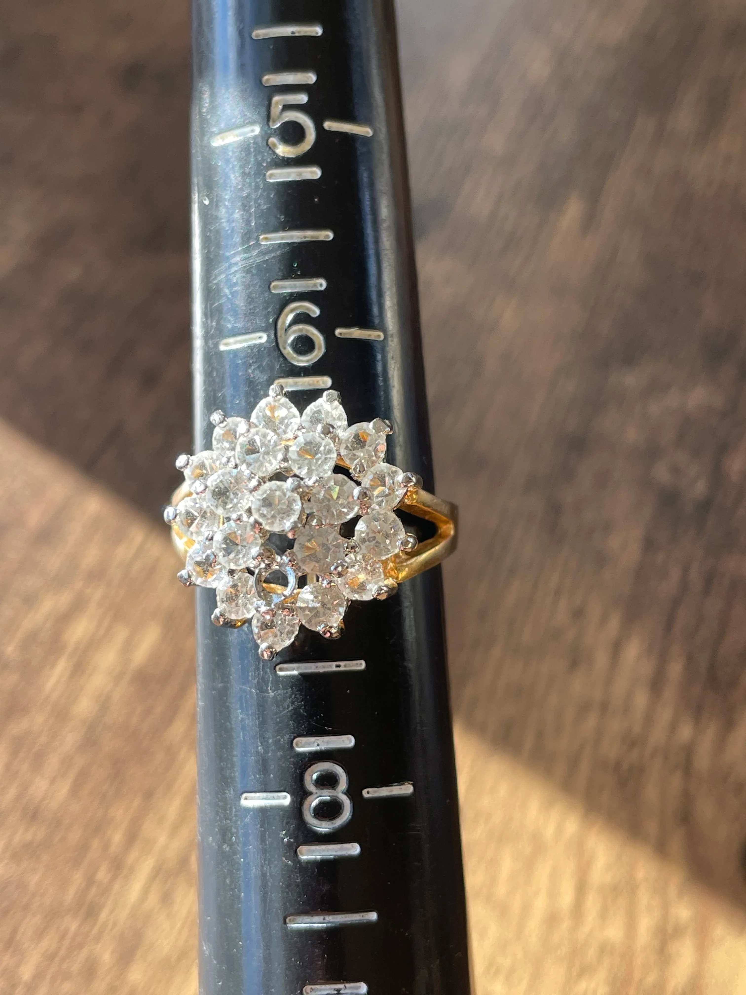 70s/80s Cz Cluster Cocktail Ring - Image 10