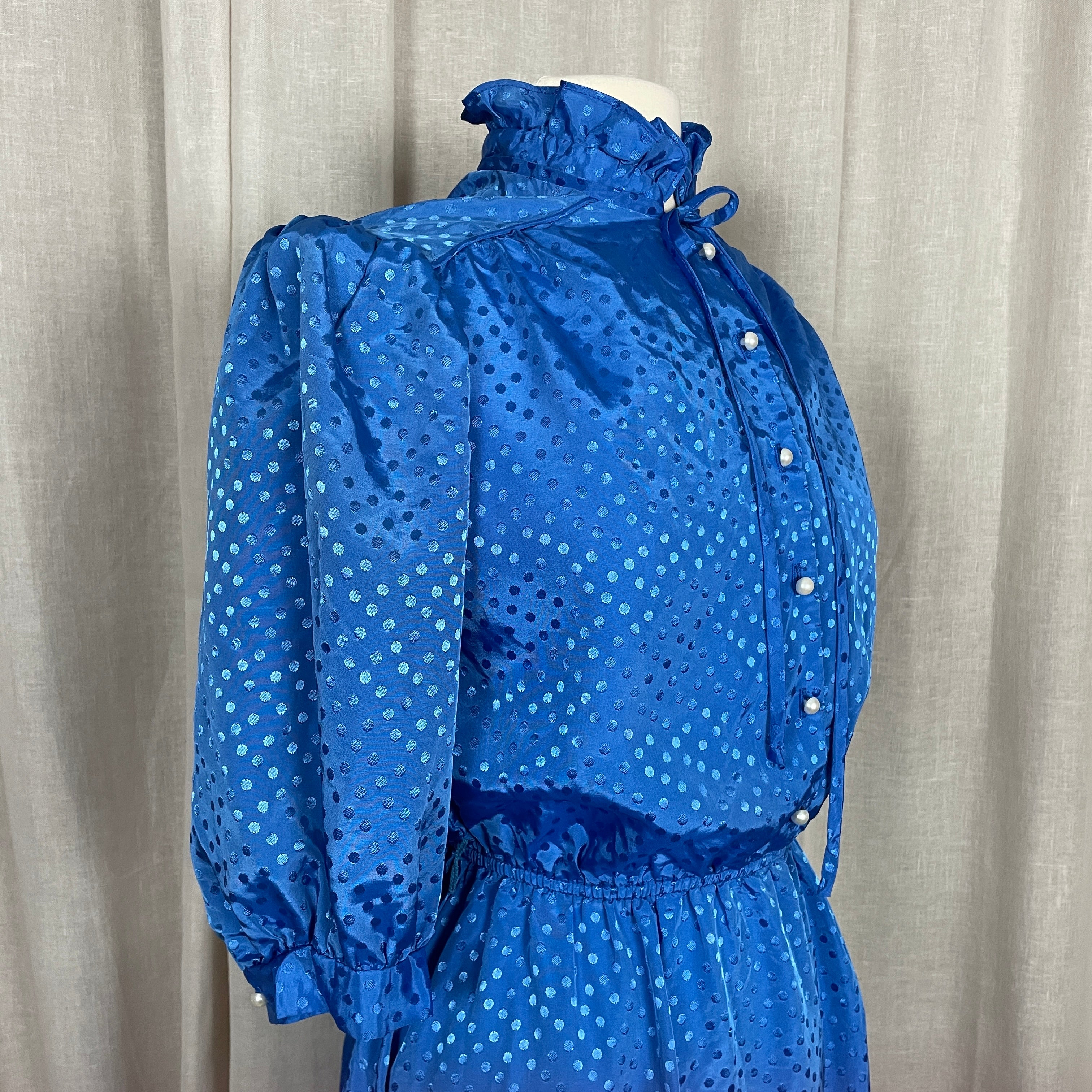 70s/80s Dress Size 13 / 14 Blue Polka Dot Jacquard Ruffle - Image 5