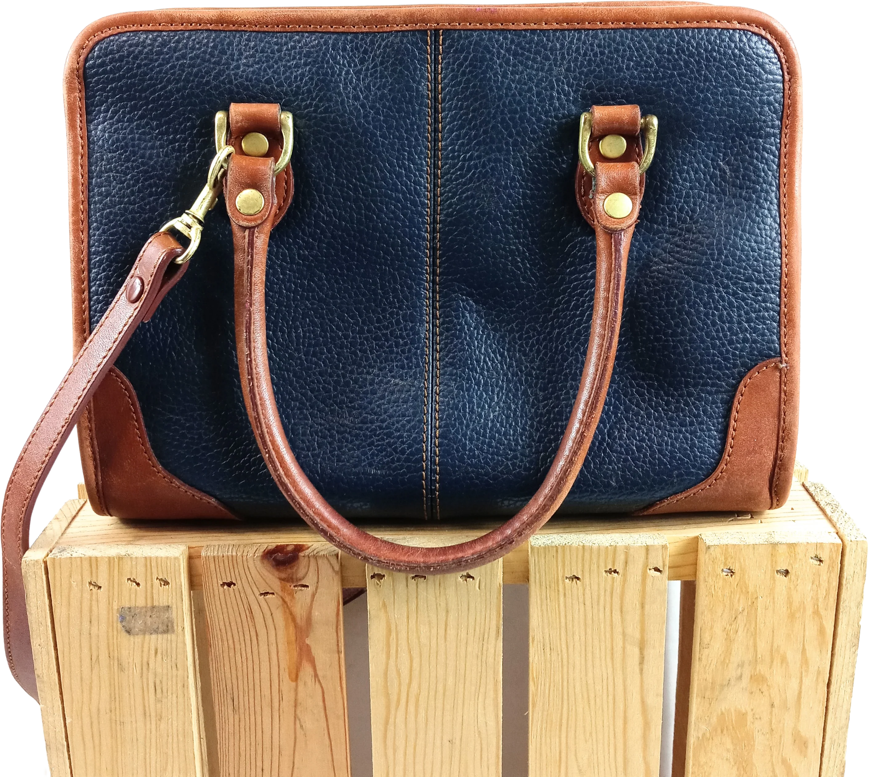 70s/80s Equestrian Blue Pebbled Leather Crossbody Satchel By Liz Claiborne - Image 2