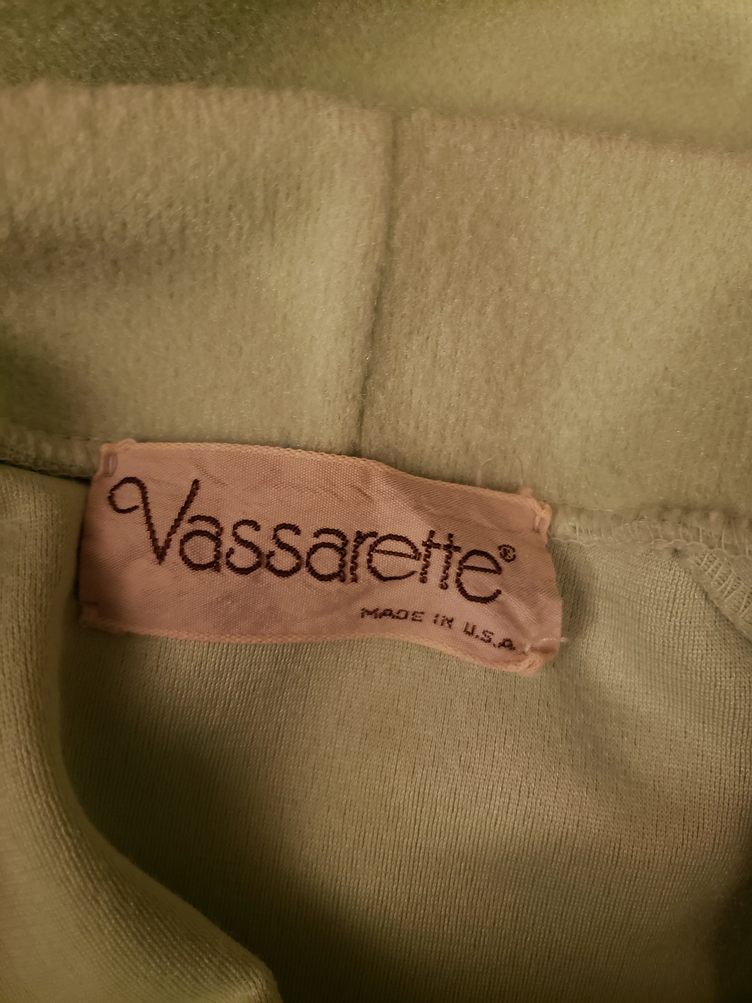 70s/80s Fleece Like Nightgown Or House Dress By Vanity Fair - Image 3