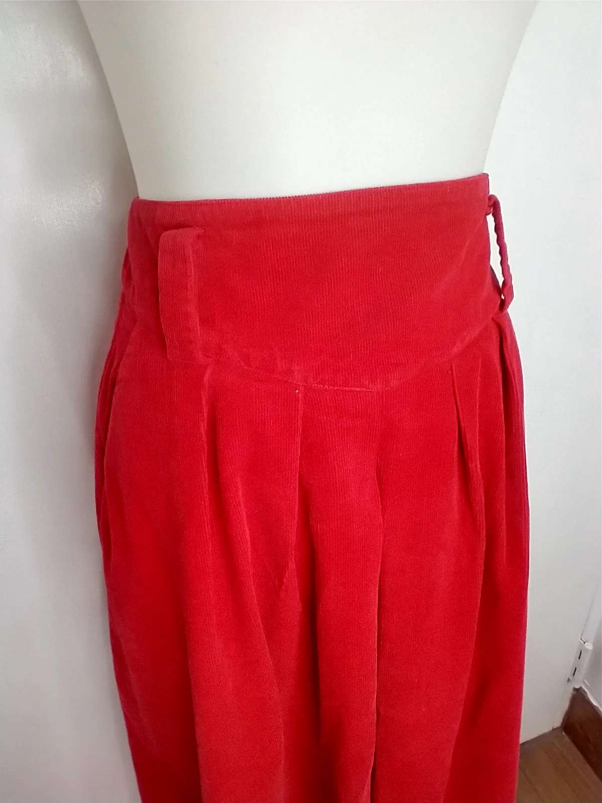 70s/80s Irish Red Cotton Corduroy Midi Skirt By Jm Express - Image 6