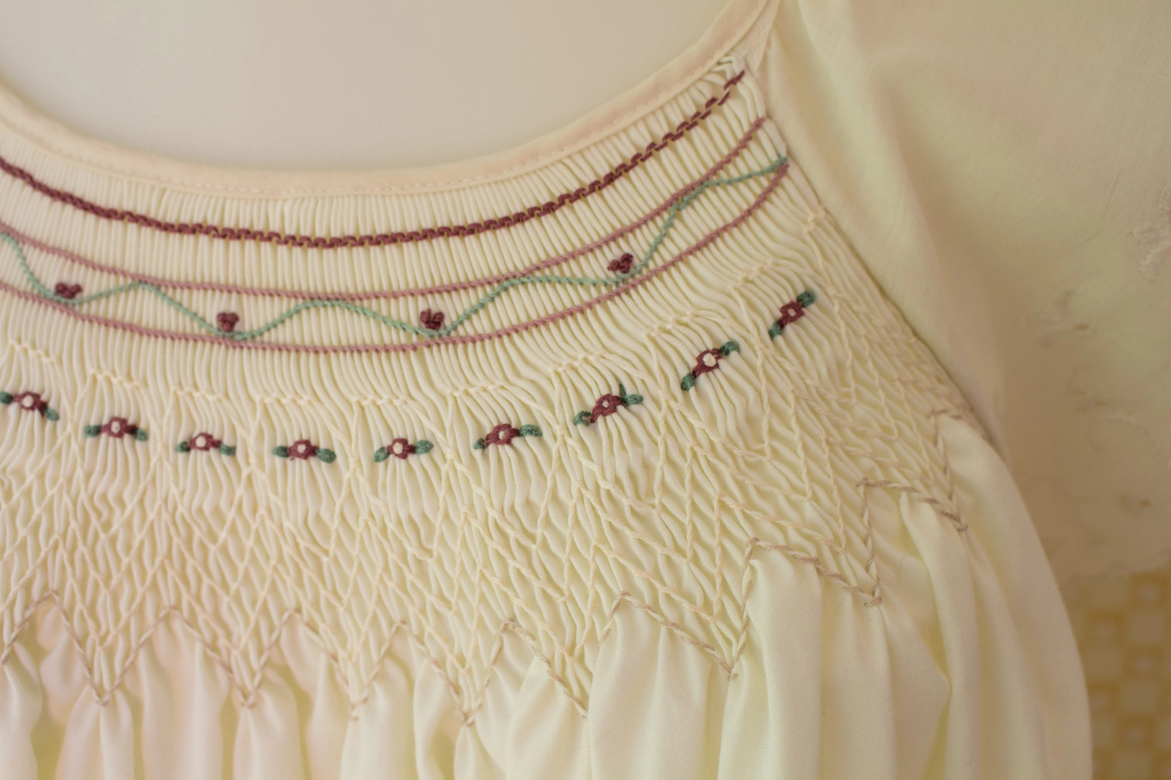 70s/80s Ivory Night Gown With Hand Smocking And Embroidery - Image 5
