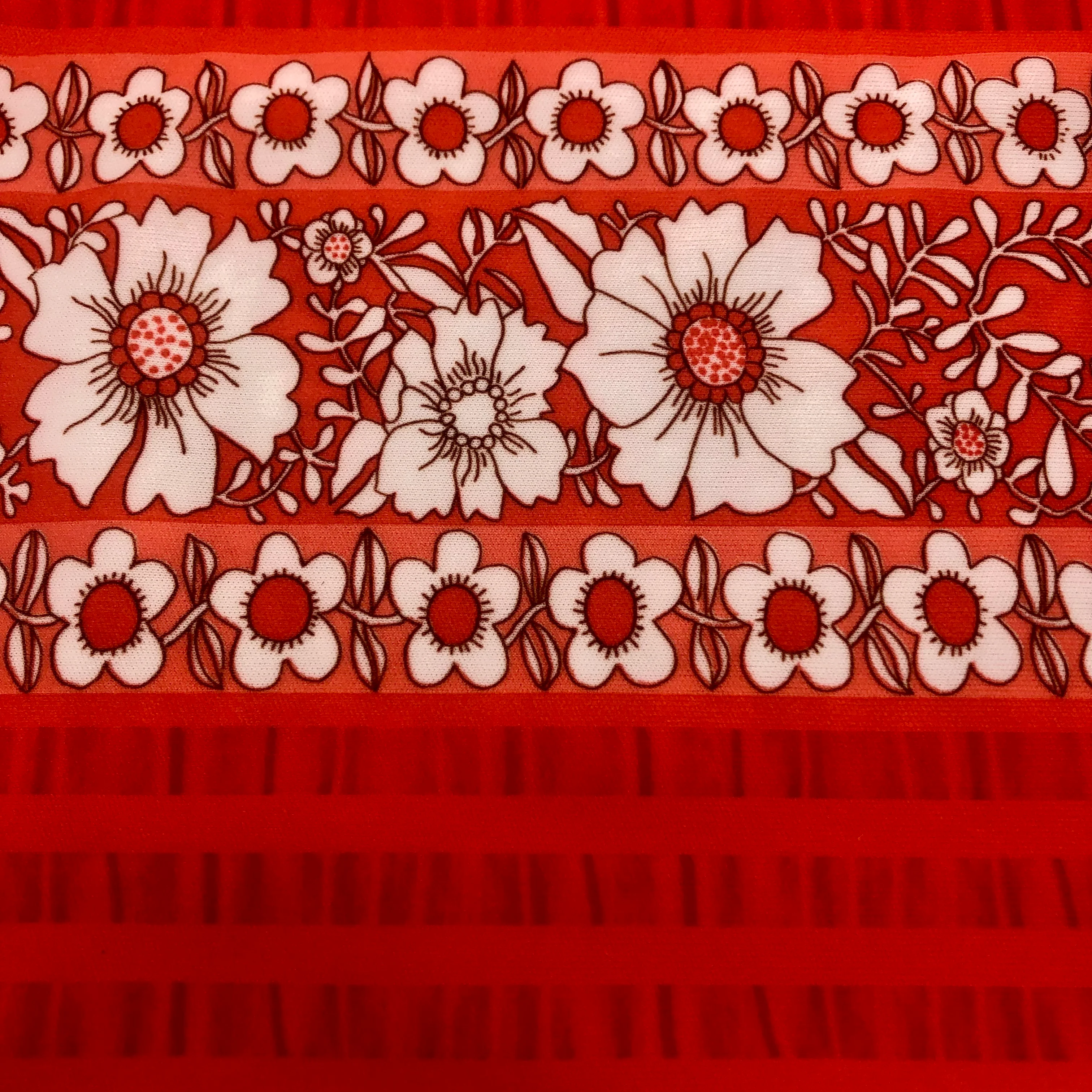 70s/80s Mod Red Orange White Floral Polyester Fabric - Image 3
