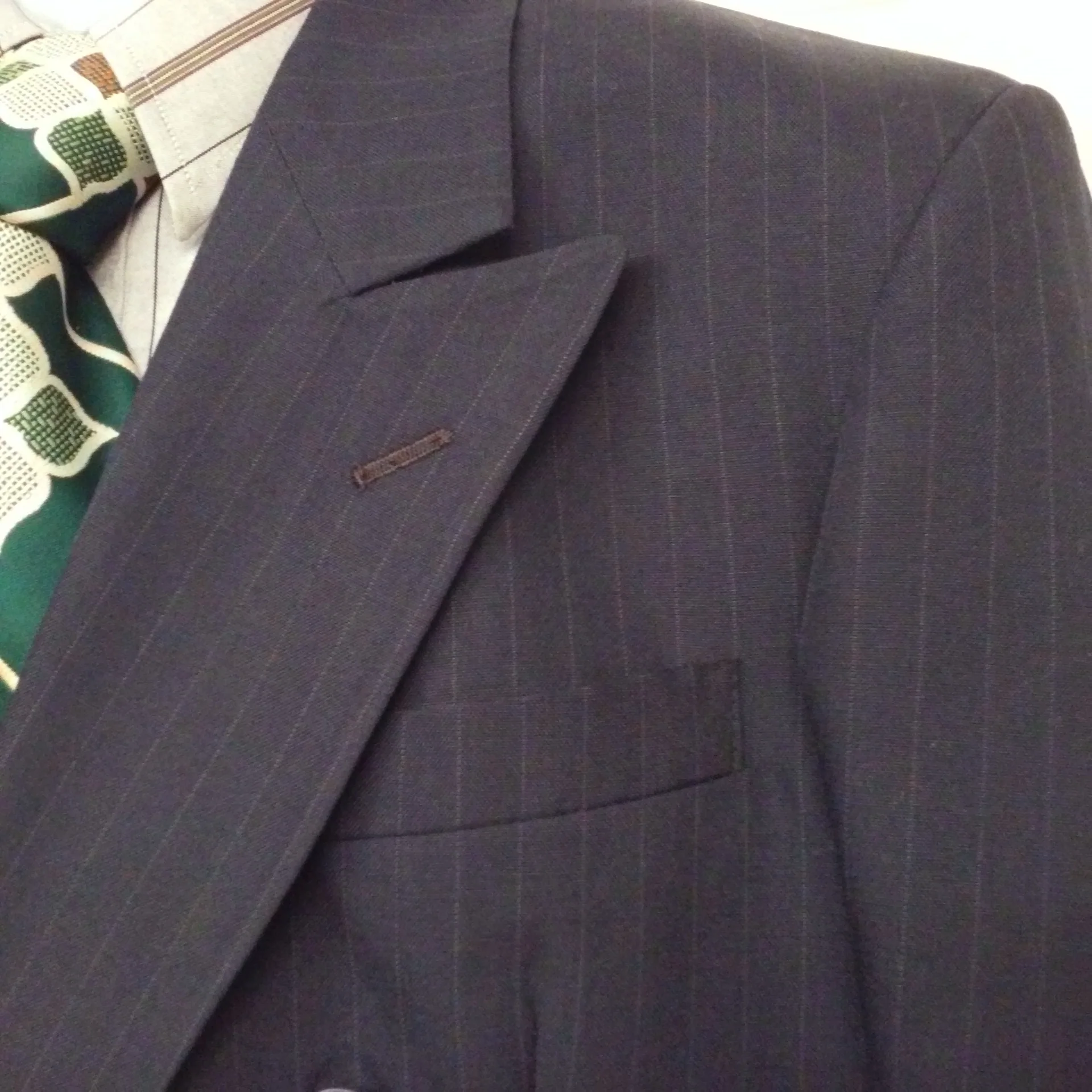 70s/80s Navy Pin-stripe Dbl-breast Blazer Peak Lapels By C&R Clothiers - Garment Union Tag - Made In Usa - Image 2