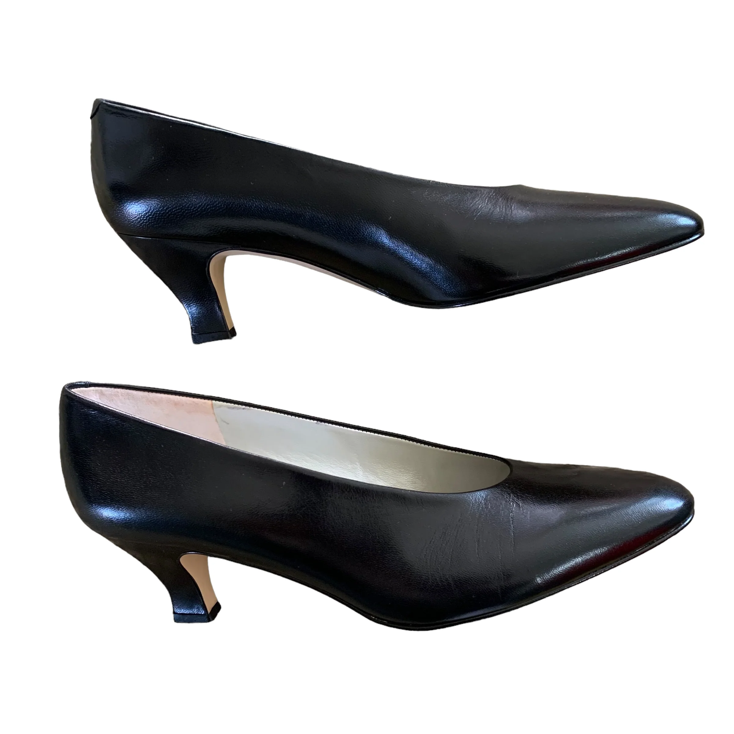 70s/80s New Made In Italy Black Leather Low Heel Pumps by Liz Clairborne - Image 5