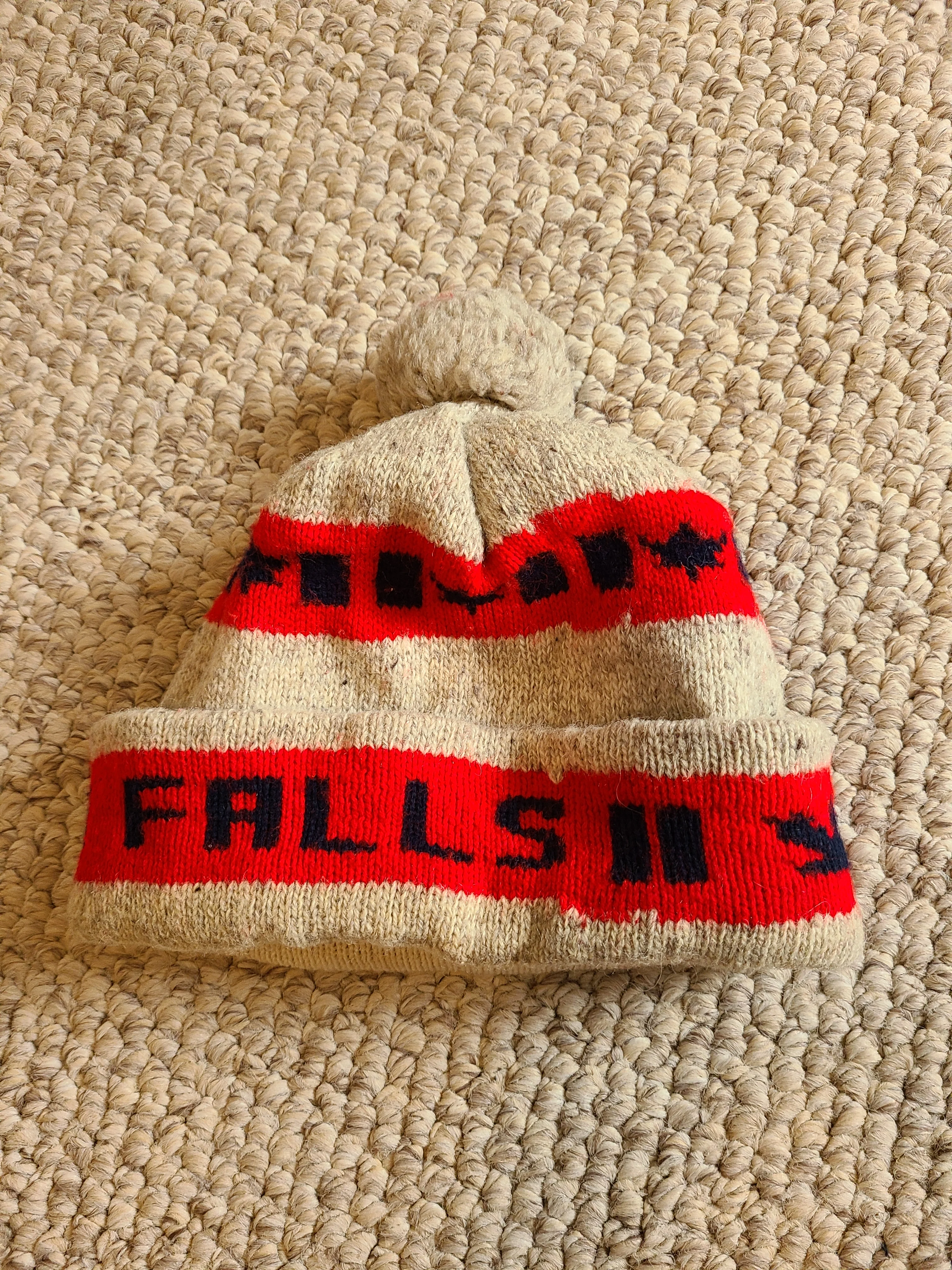 70s/80s Niagara Falls Wool Hat With Pom Pom - Image 5