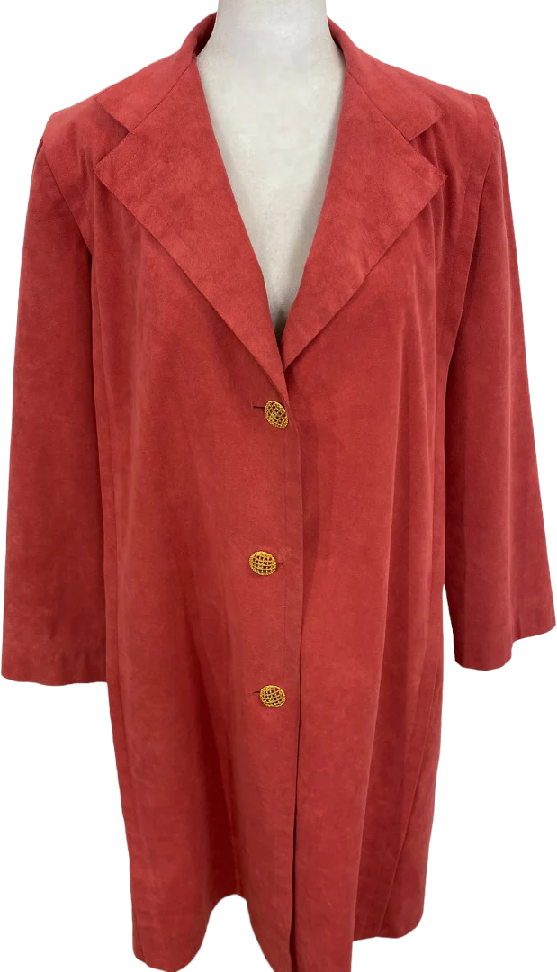 70s/80s Pink Ultra Suede Fabric Gold Cage Button Jacket By Roth Le Cover