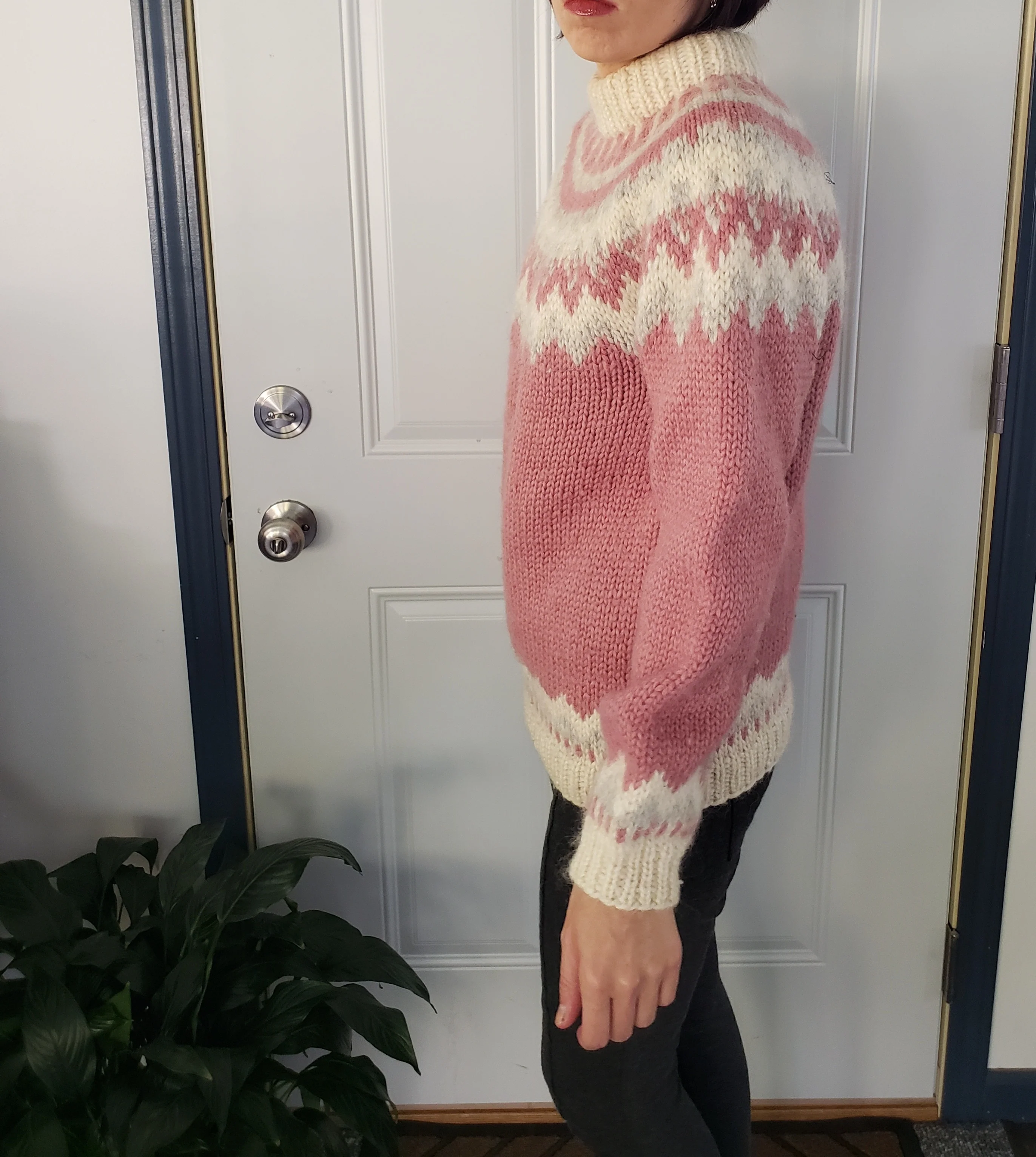 70s/80s Pink Wool Turtleneck Sweater By Ice Knit - Image 4