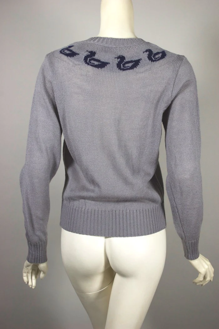 70s/80s Preppy Ducks Gray Navy Crewneck Sweater S To M - Image 4