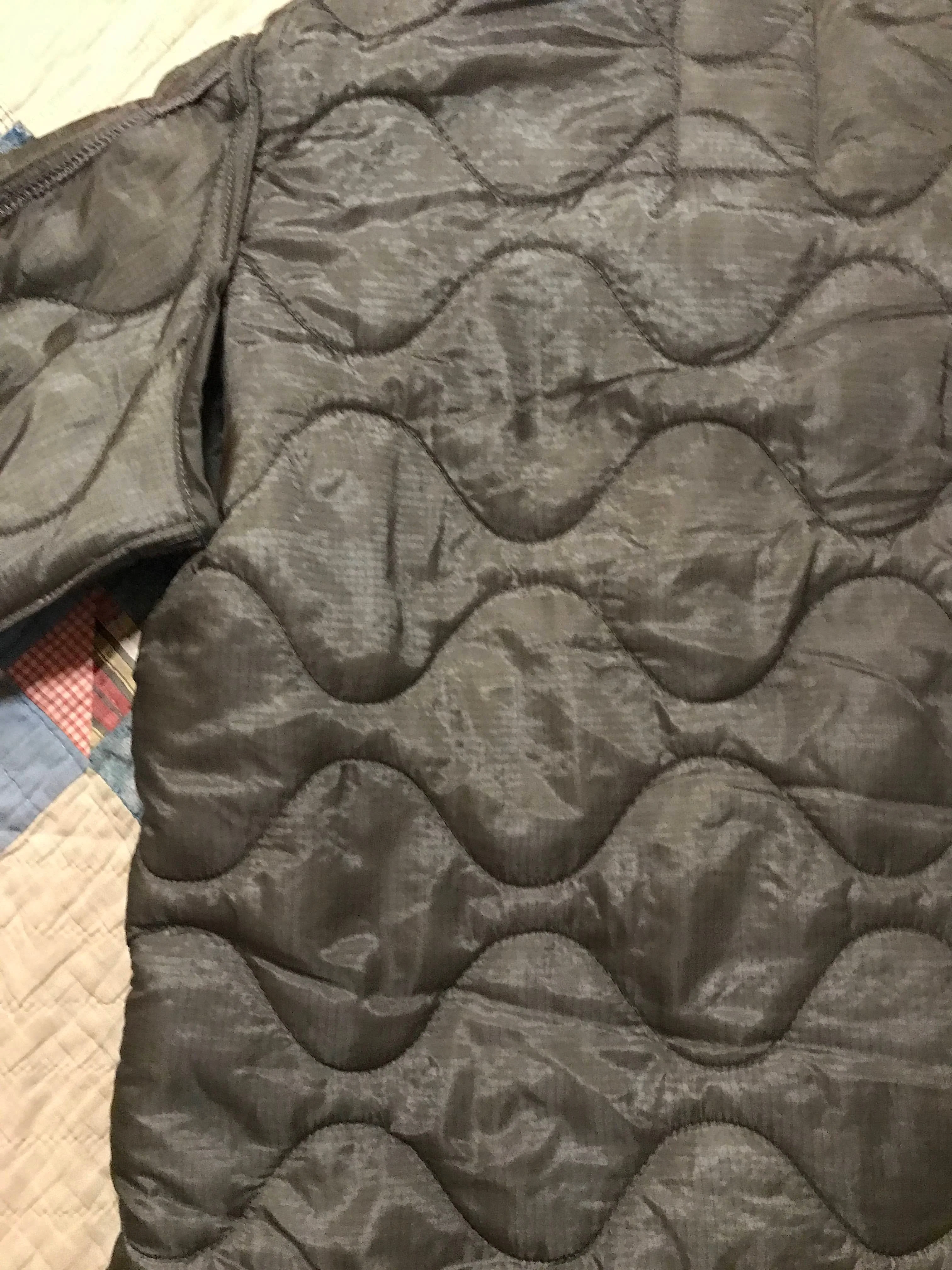 70s/80s Quilted Army Green Military Liner Jacket By Military - Image 11