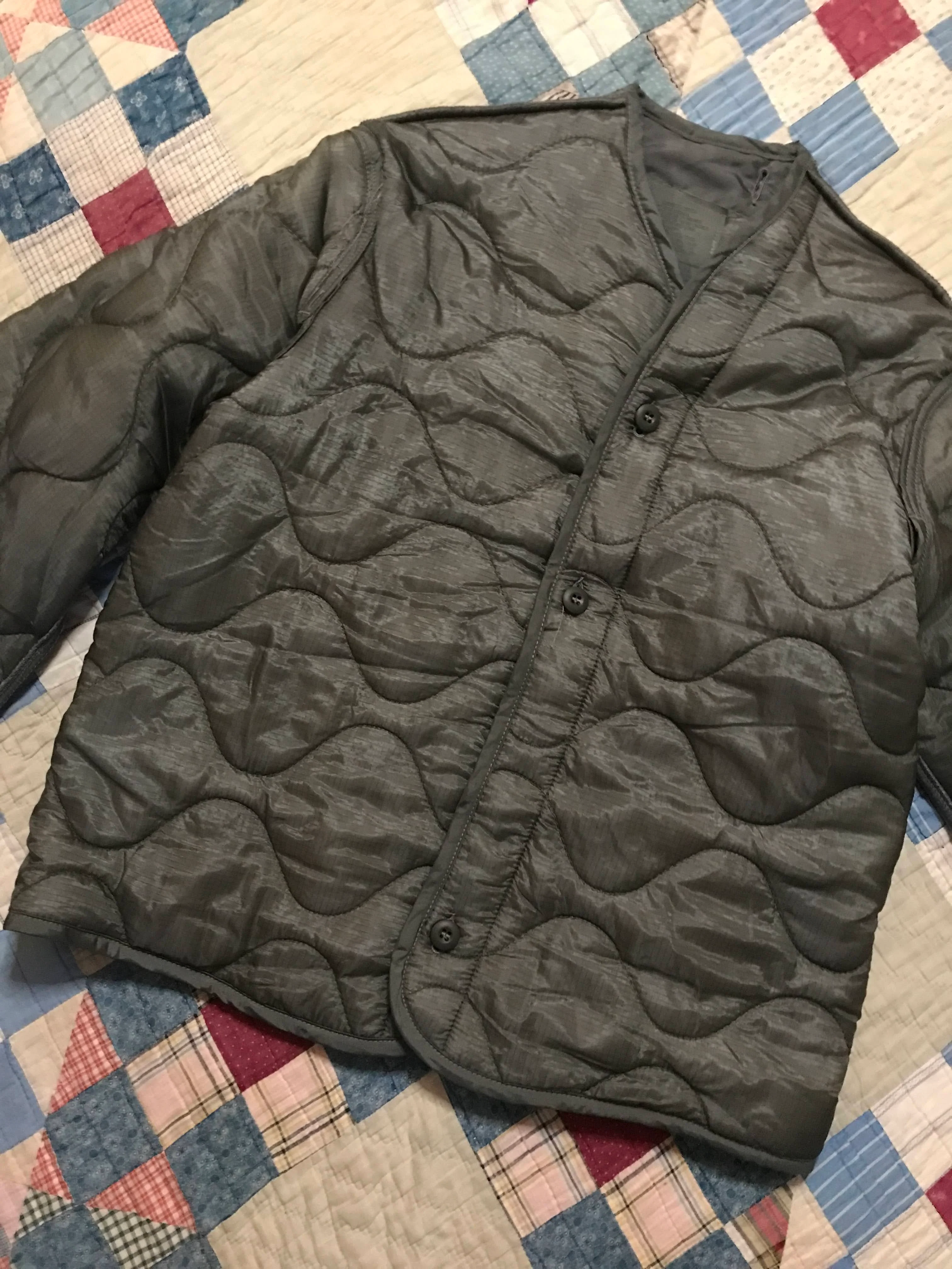 70s/80s Quilted Army Green Military Liner Jacket By Military - Image 5