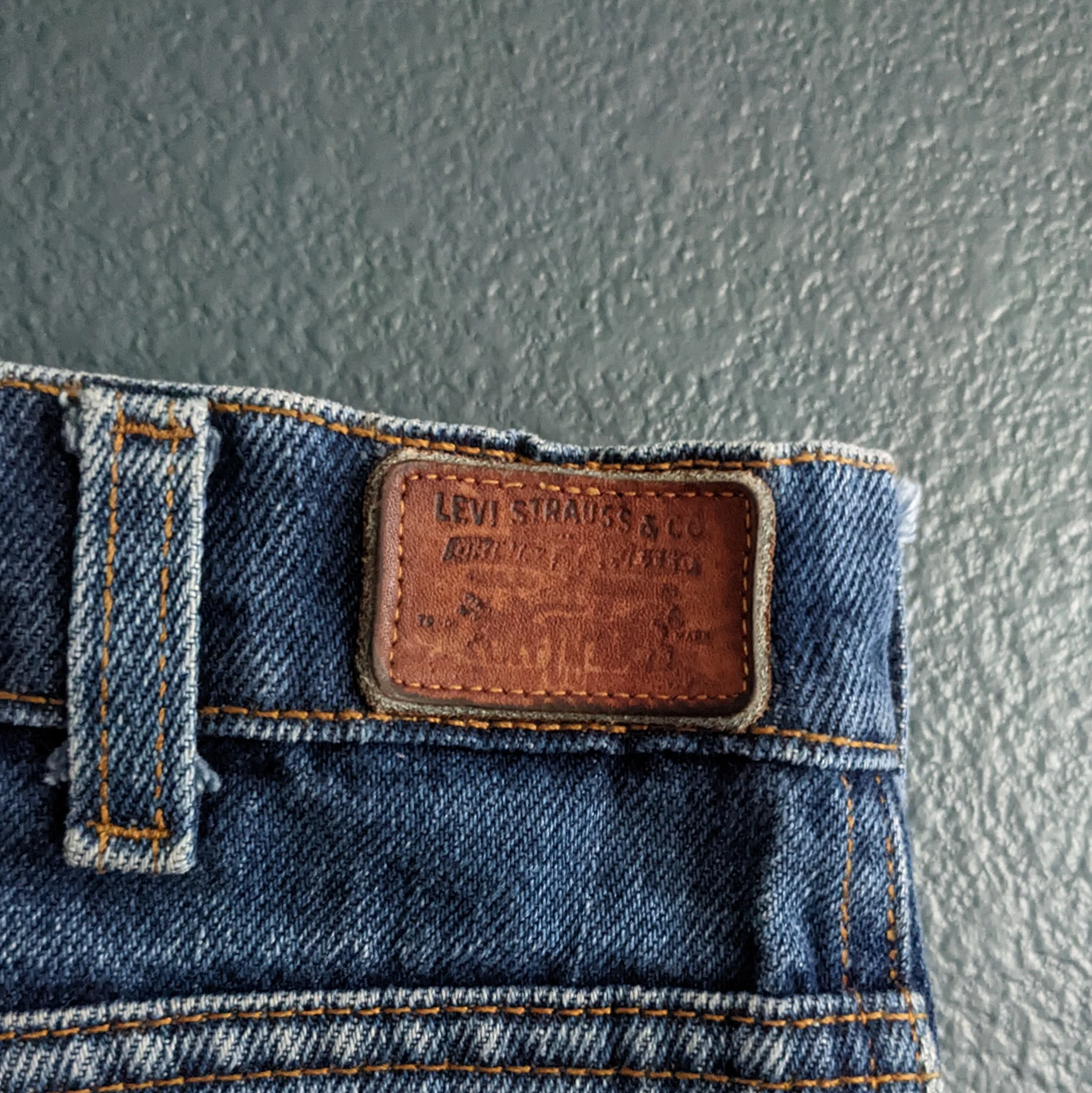 70s/80s Rare Movin' On Blue Denim Jeans By Levi's - Image 3