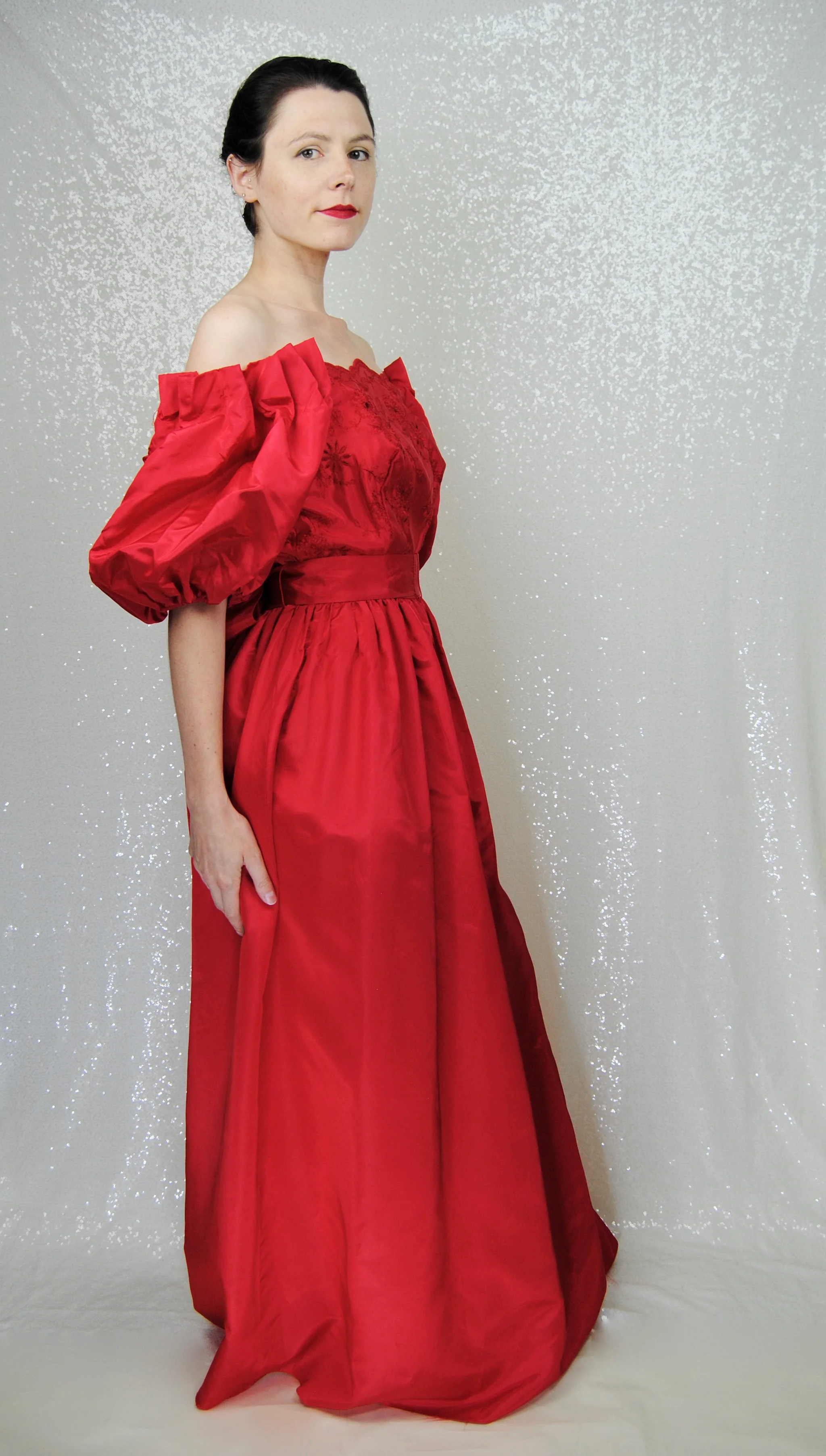 70s/80s Red Taffeta Puff Sleeve Ball Gown - Image 4