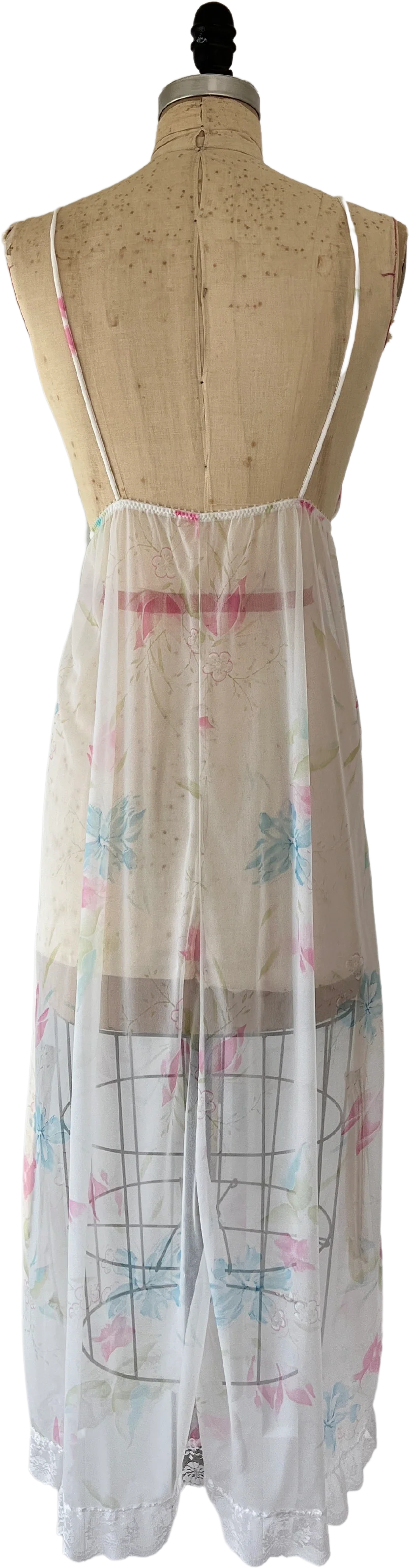 70s/80s Sheer Sweet Floral Lace Trim Negligee By Val Mode - Image 2