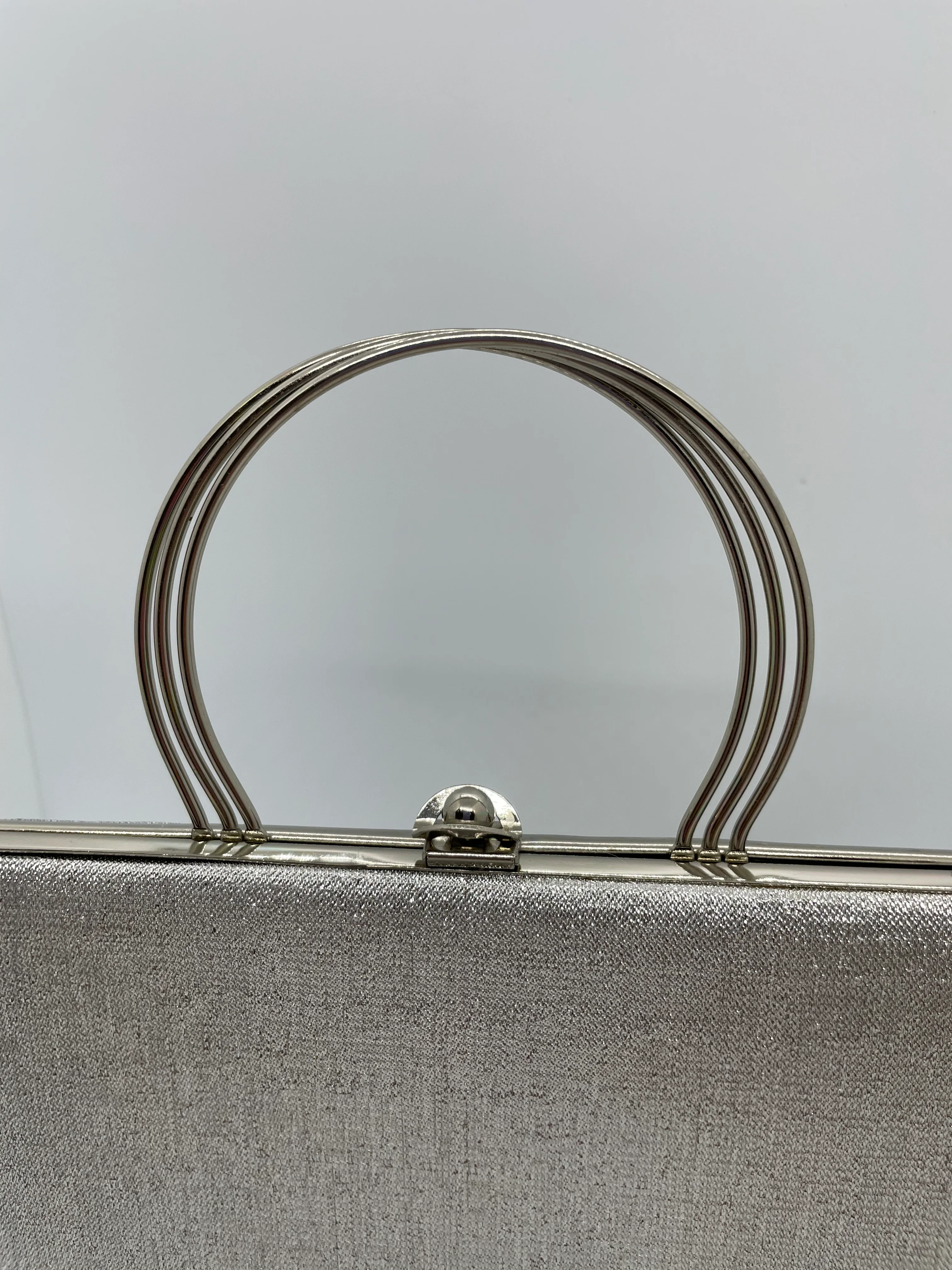 70s/80s Silver Metallic Top Handle Evening Bag Glamrock By Rulo - Image 9