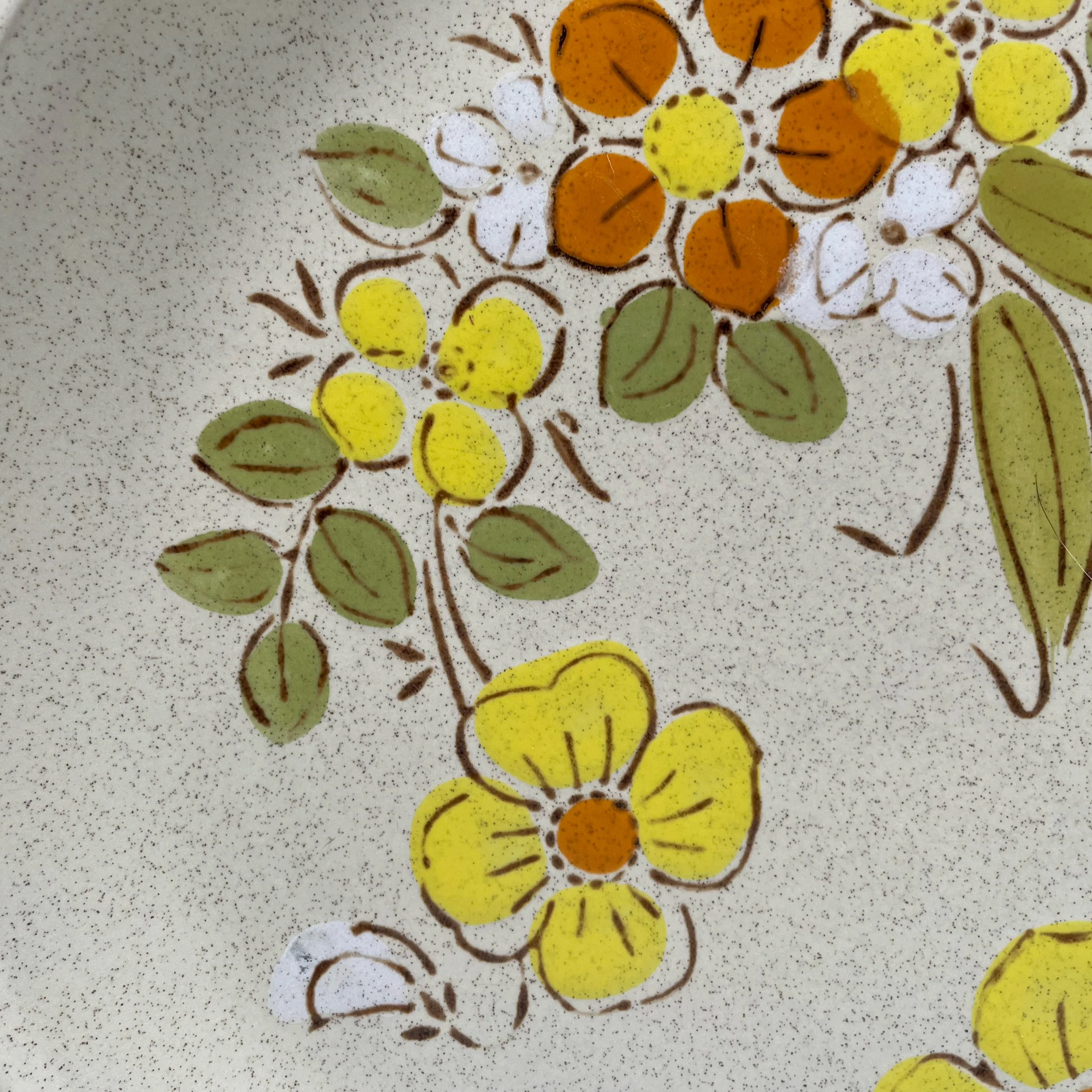 70s/80s Sunshine Flowers Dinner Plate By Hearthware - Image 6