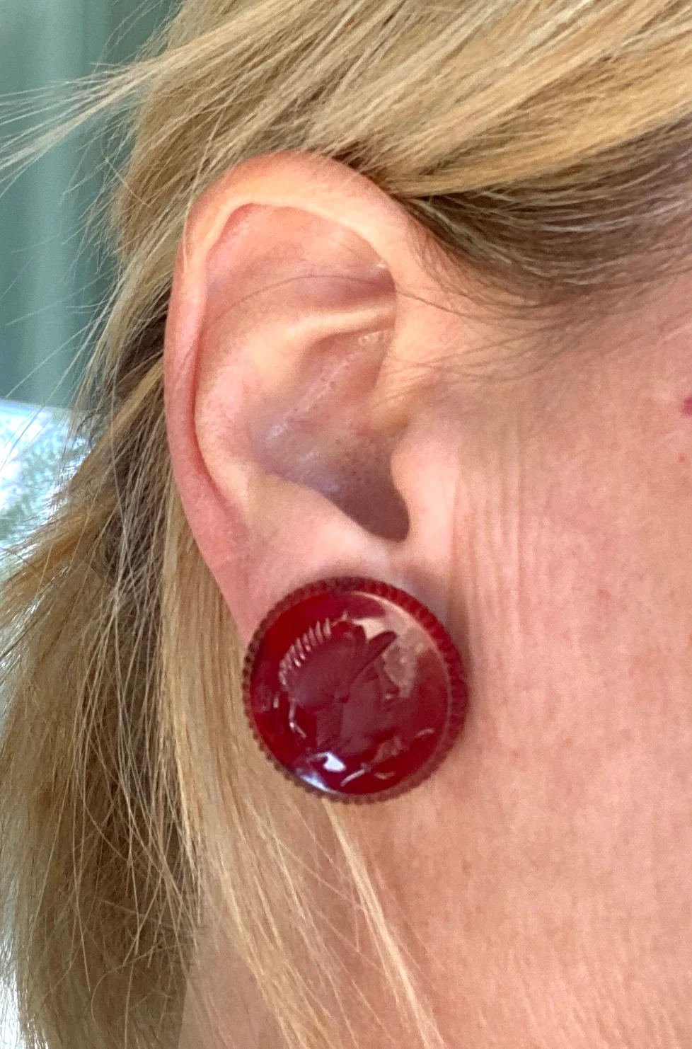 70s/80s Vintage Red Glass Marvella Intaglio Earrings By Marvella - Image 3