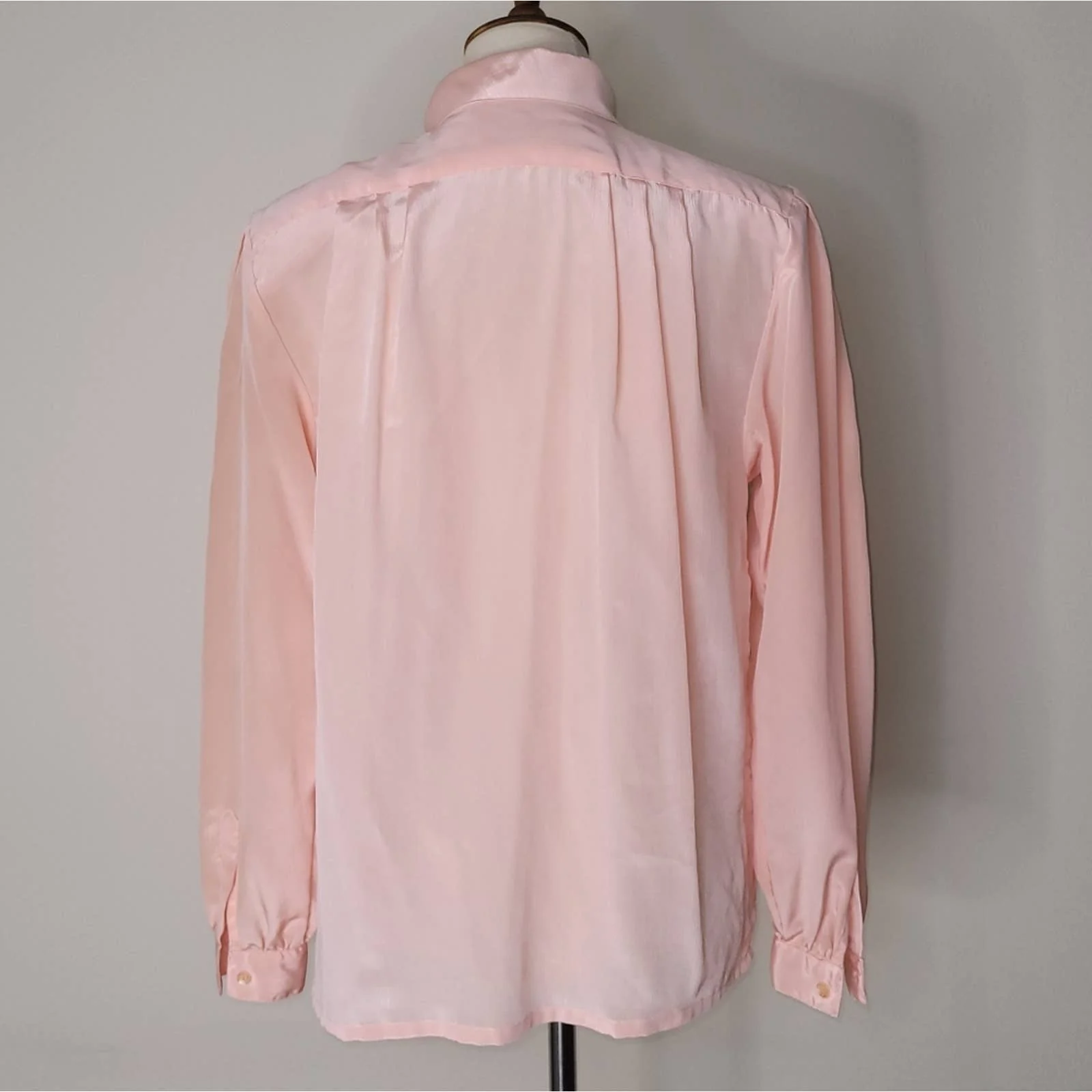 70s / 80s Vintage Soft Pink Textured Long-Sleeved Blouse by Laura Scott - Image 2