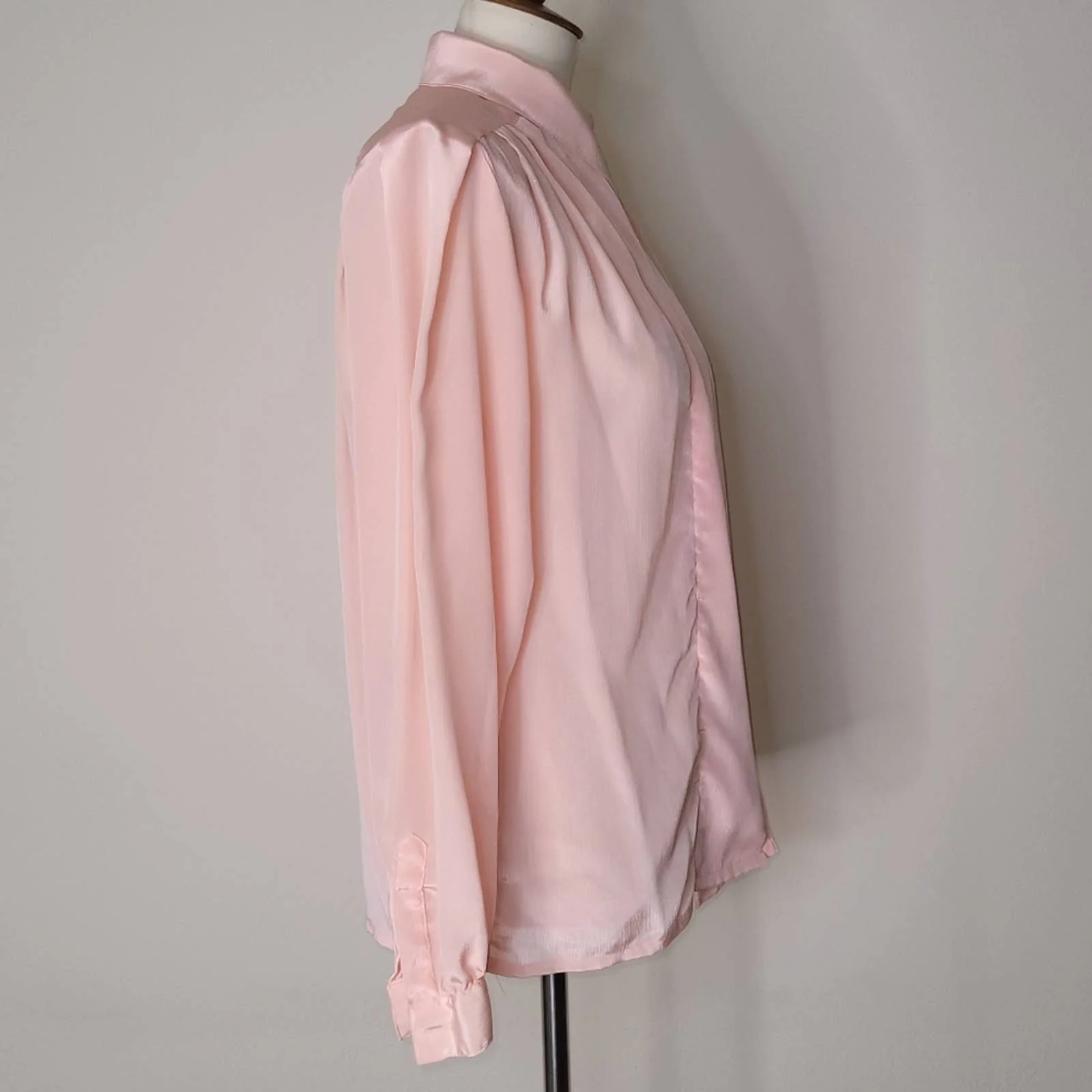 70s / 80s Vintage Soft Pink Textured Long-Sleeved Blouse by Laura Scott - Image 3