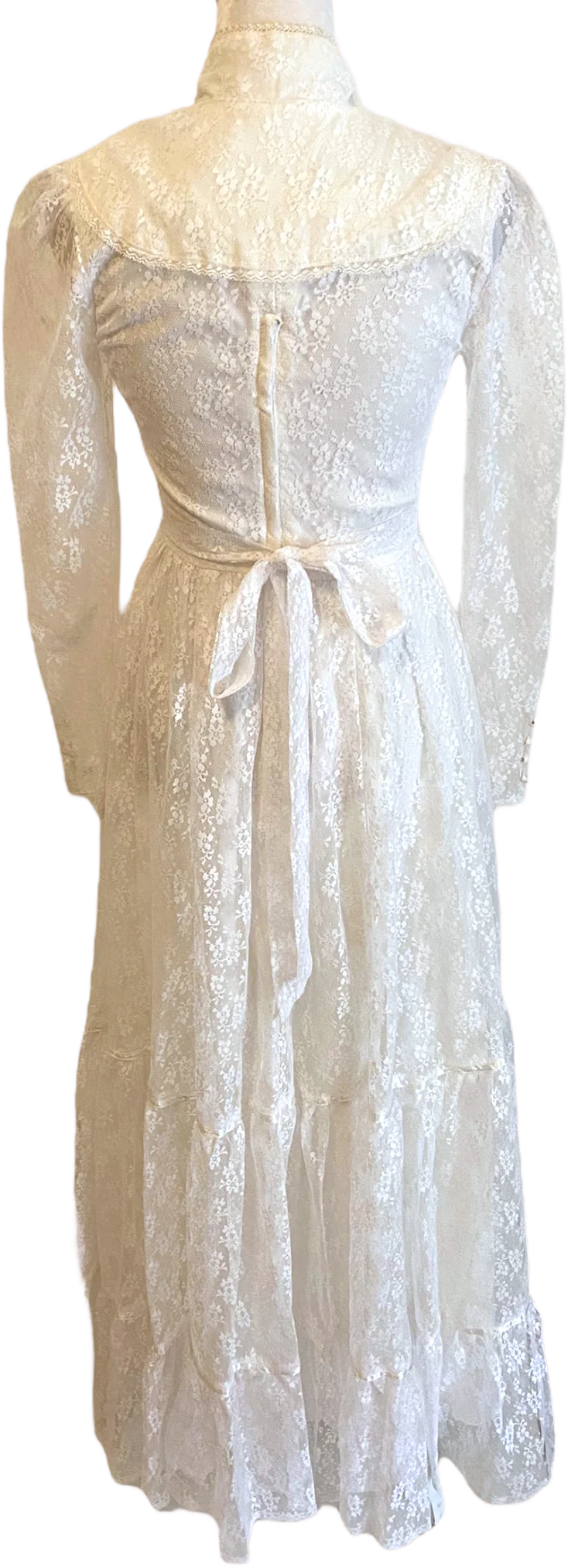 70s/80s White Floral Lace Pearl Neckline Lace Up Dress By Gunne Sax - Image 2