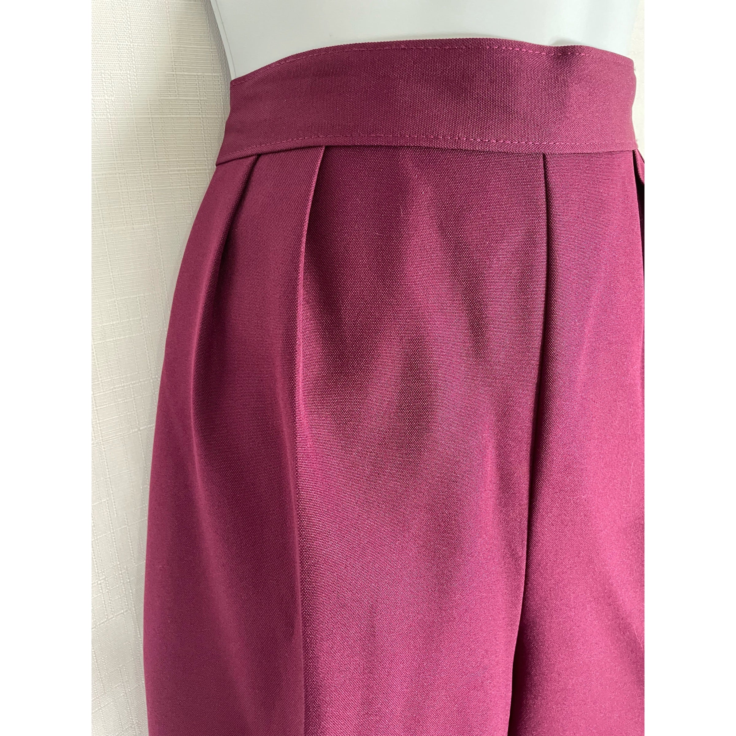 70s/80s Wine Red High Waist Cropped Pants - Image 8