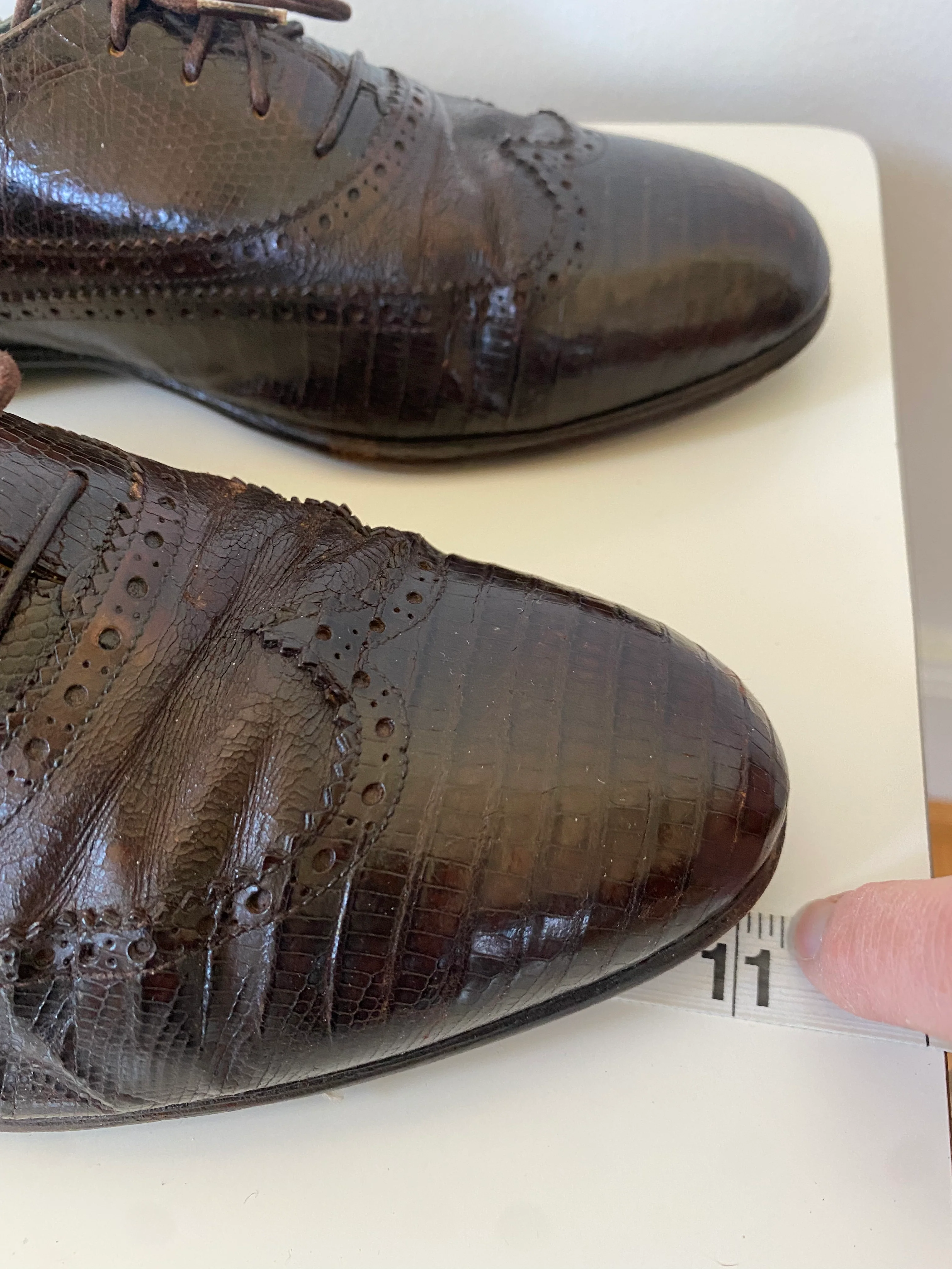 70s/80s Wing Tip Dress Shoes By Gucci - Image 4