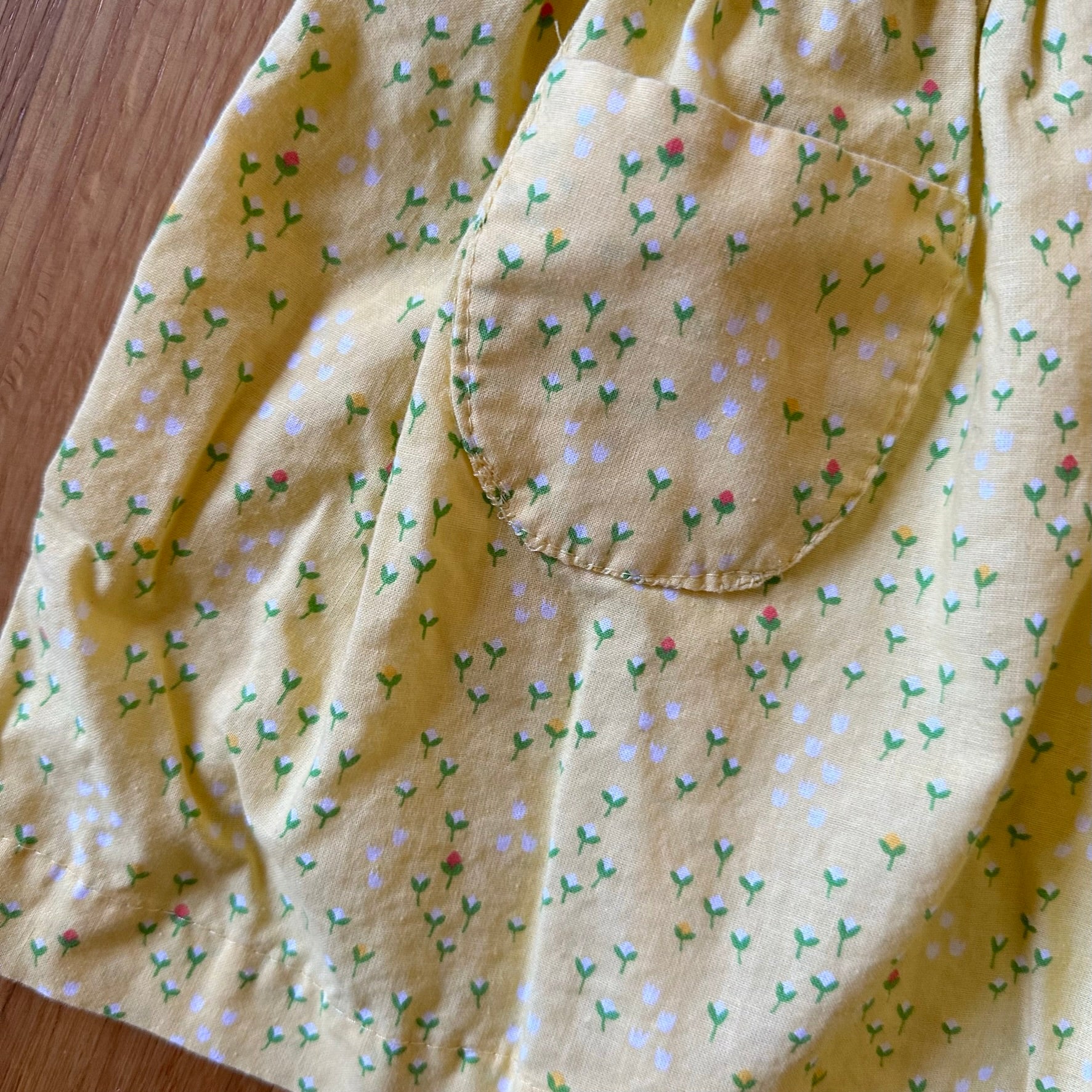 70s/80s Yellow Floral Sleeveless Dress - Image 4