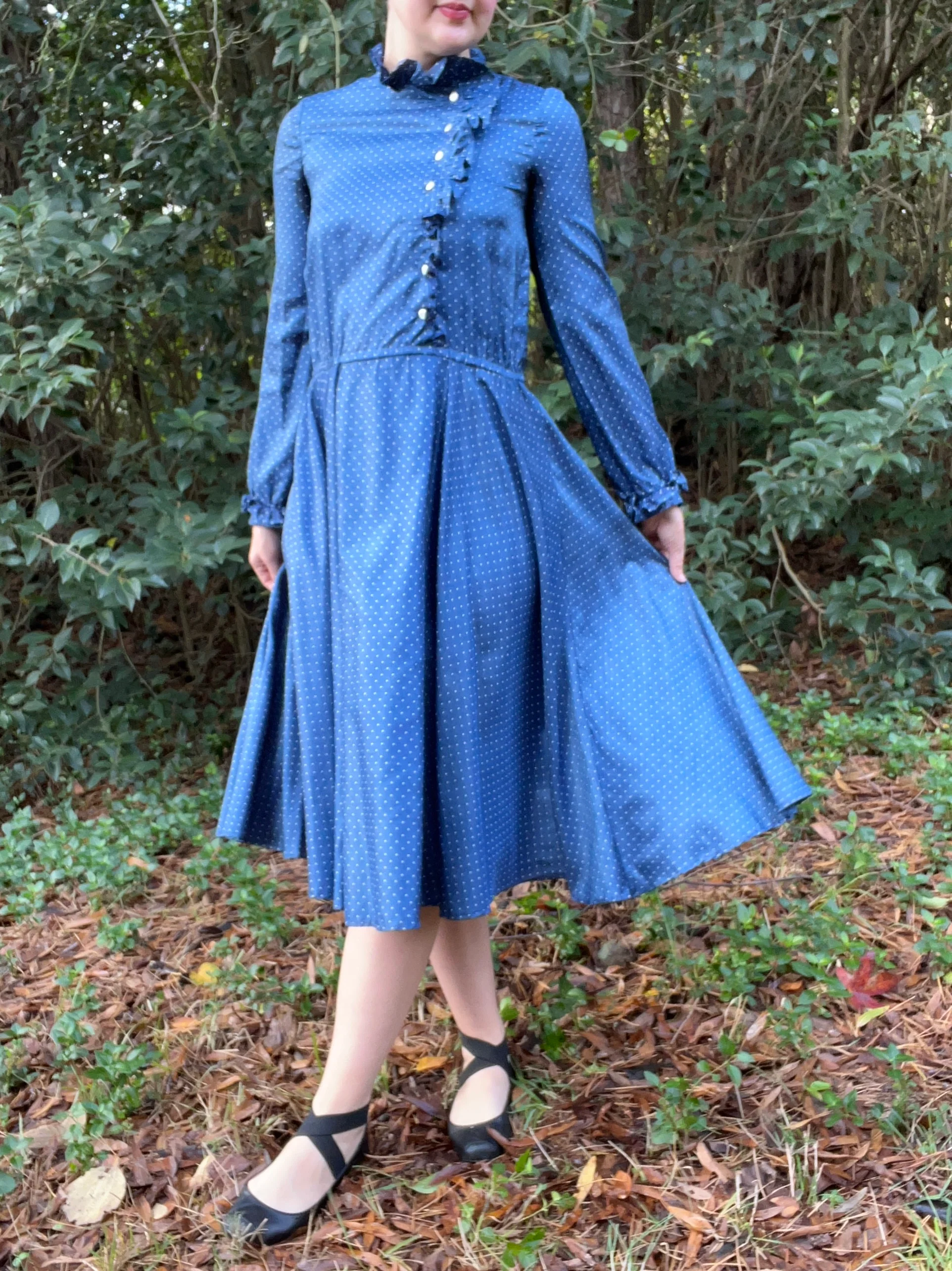 70s Asymmetrical Blue And White Polka Dot Dress - Image 7