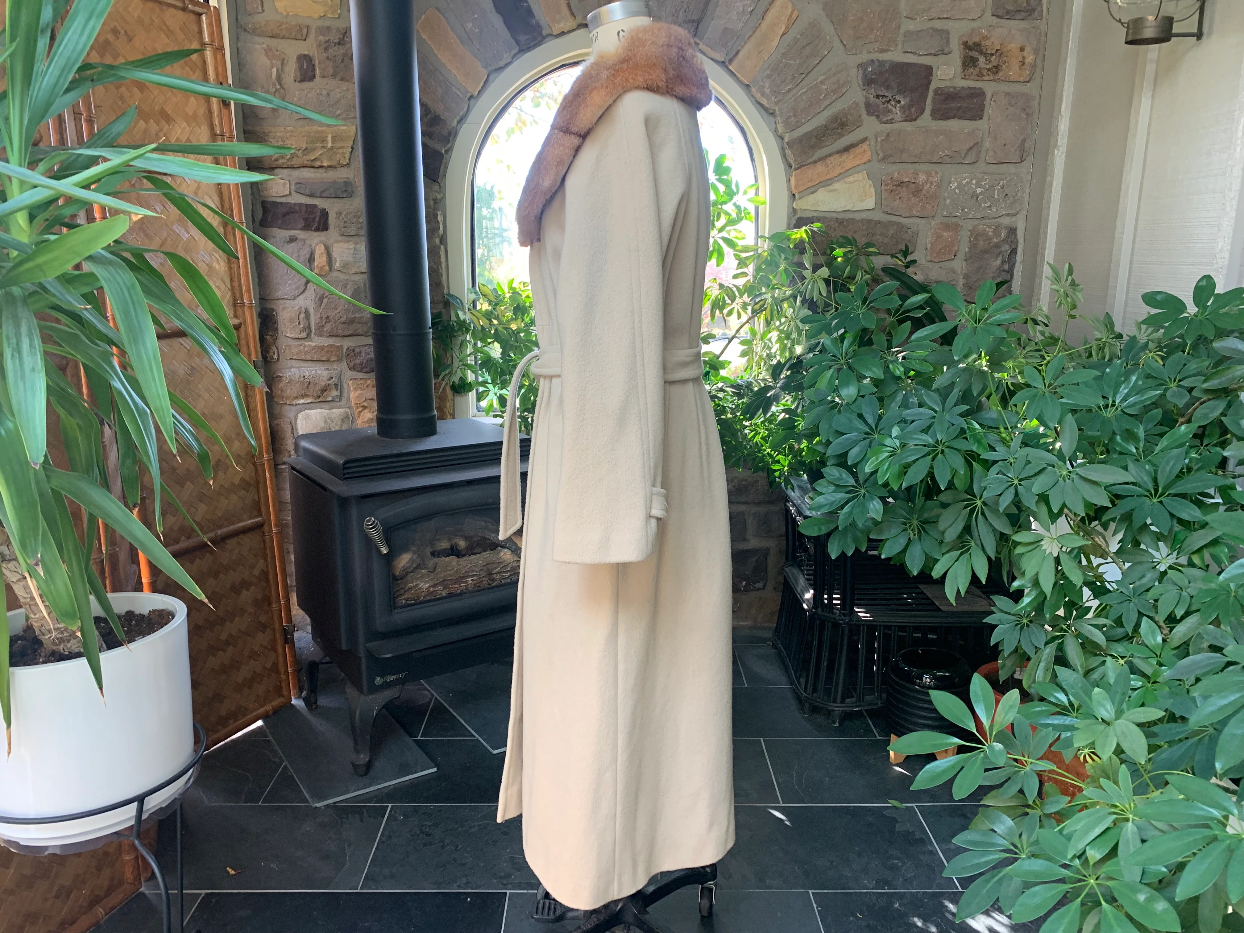 70s Beige Double Breasted Belted Wool Coat Fur Collar By Domino New York - Image 6