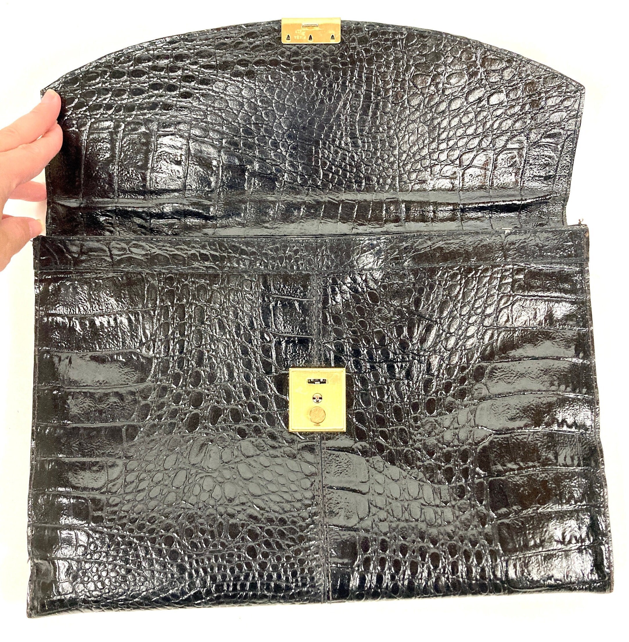 70s Black Patent Leather Handbag Large Pebbled Reptile Envelope Gold Bag Hand Held Bag Clutch Bag Purse - Image 6