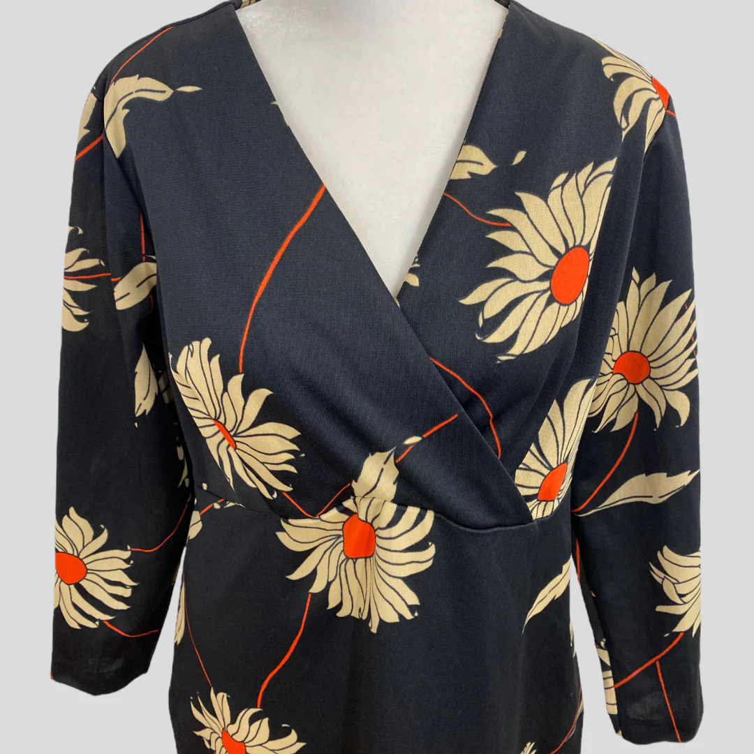 70s Black Red Tan Floral V-neck Wrap Top Maxi Dress - Image 3