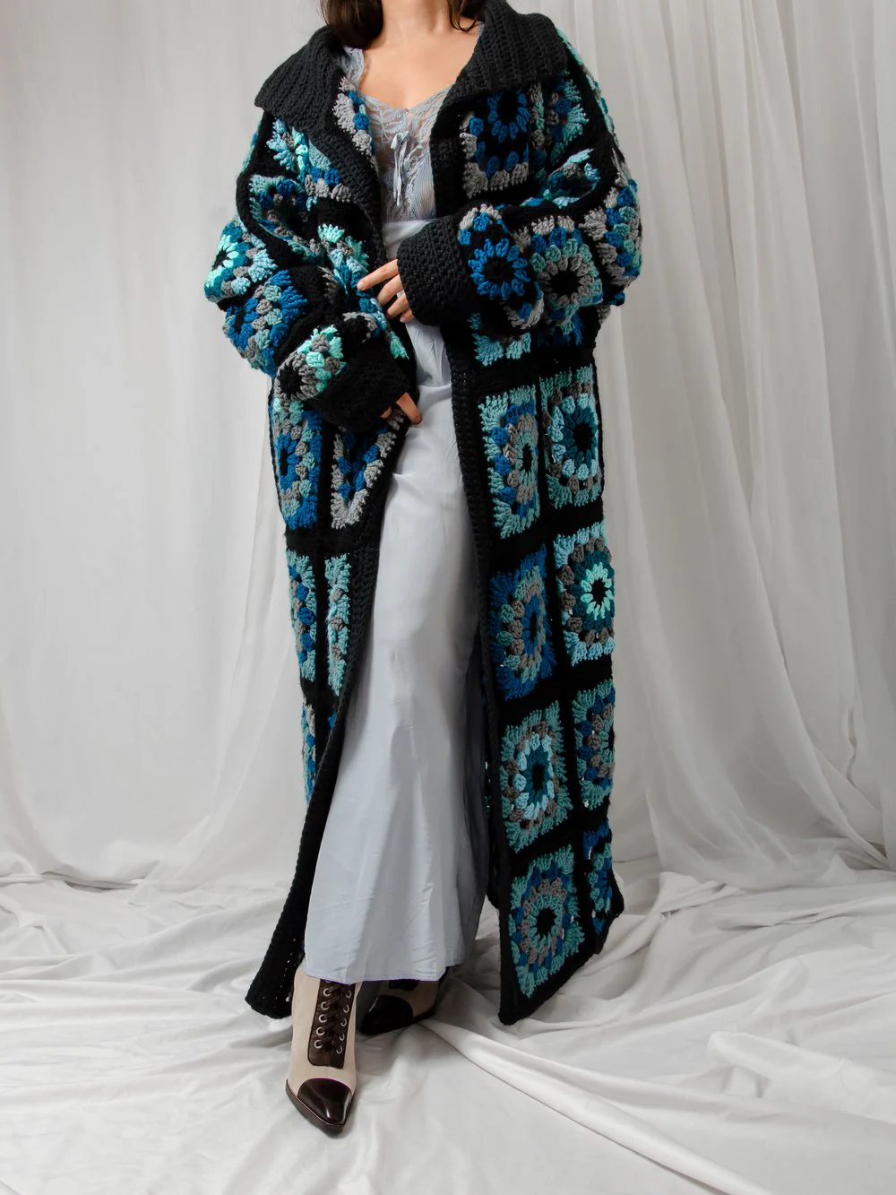70s Blue Granny Square Duster Cardigan - Image 4