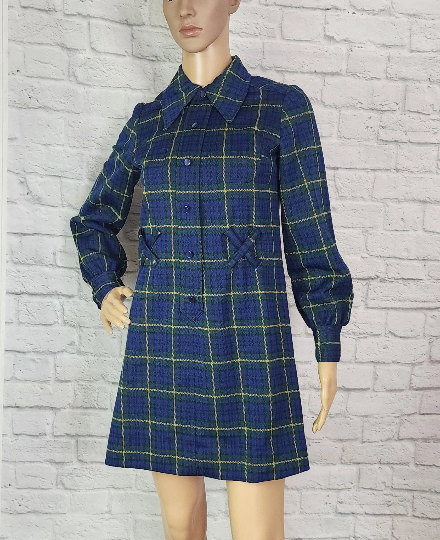 70s Blue Green Plaid Mini Shift Dress Long Sleeves - Image 4