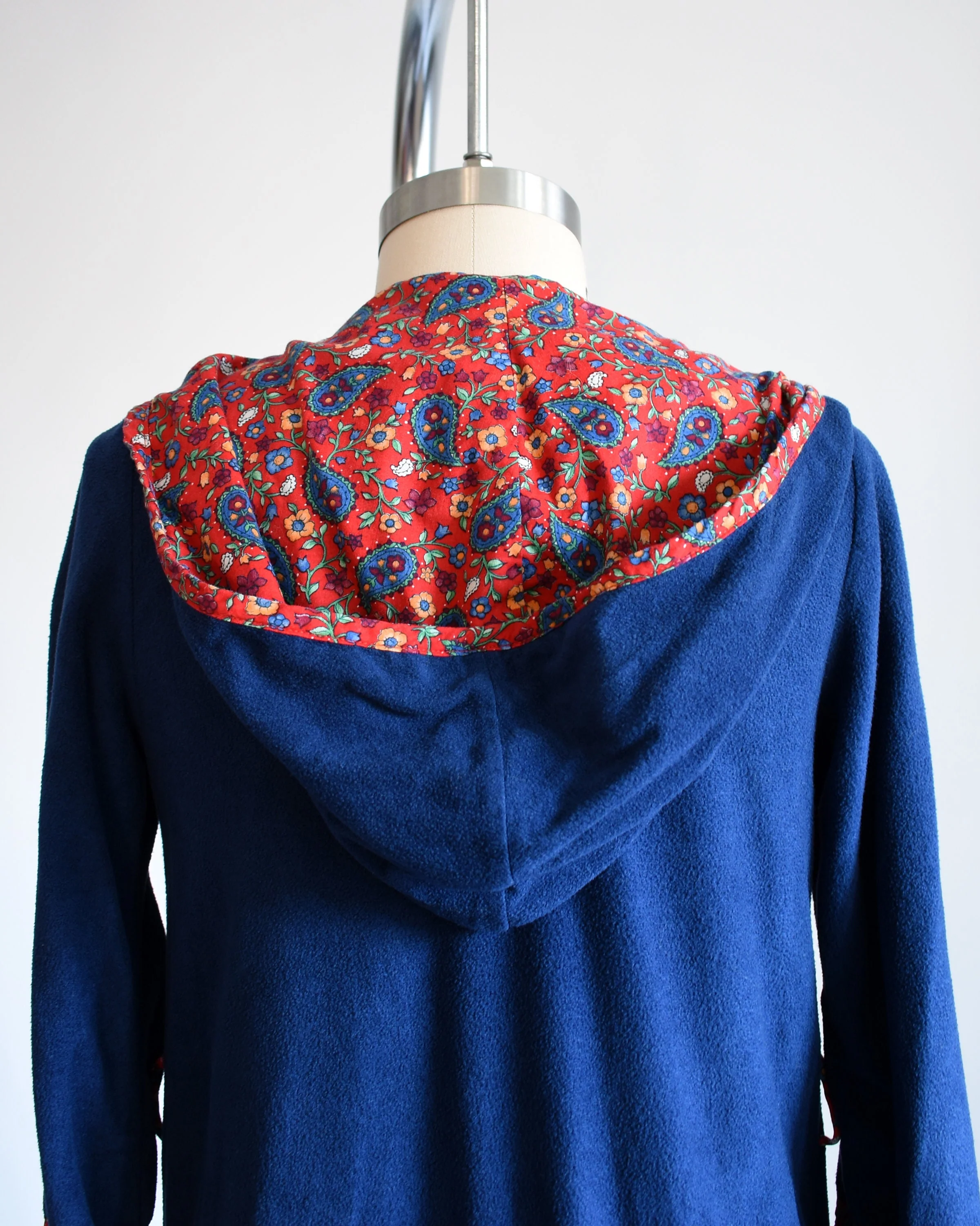 70s Blue Robe Vintage 70s Robe Navy Blue with Red Floral Trim Hooded Wrap House Coat Xs/small by Young Miss Morton Loungewear - Image 8