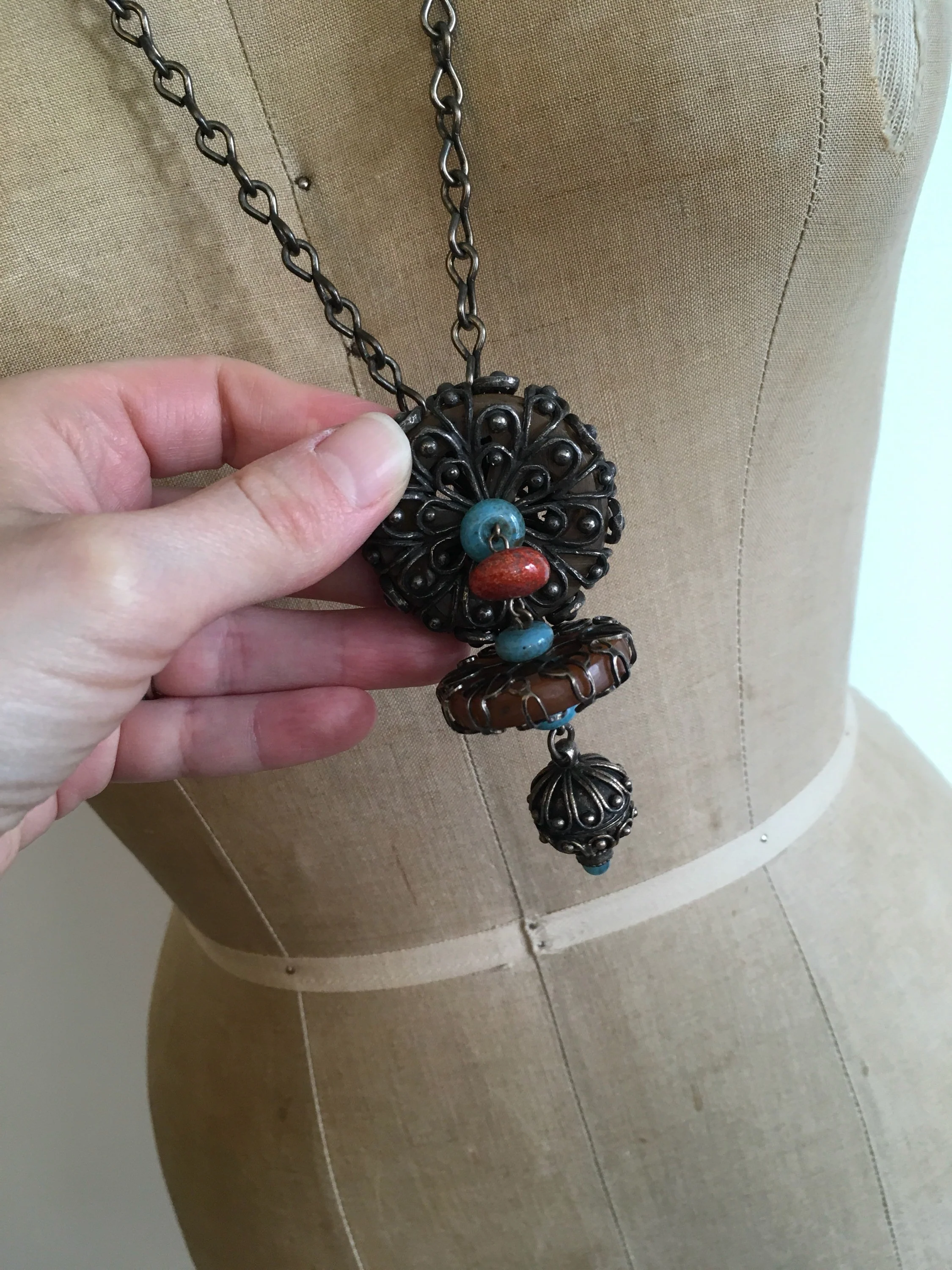 70's Boho Tibetan Bead Pendant Necklace - Image 4