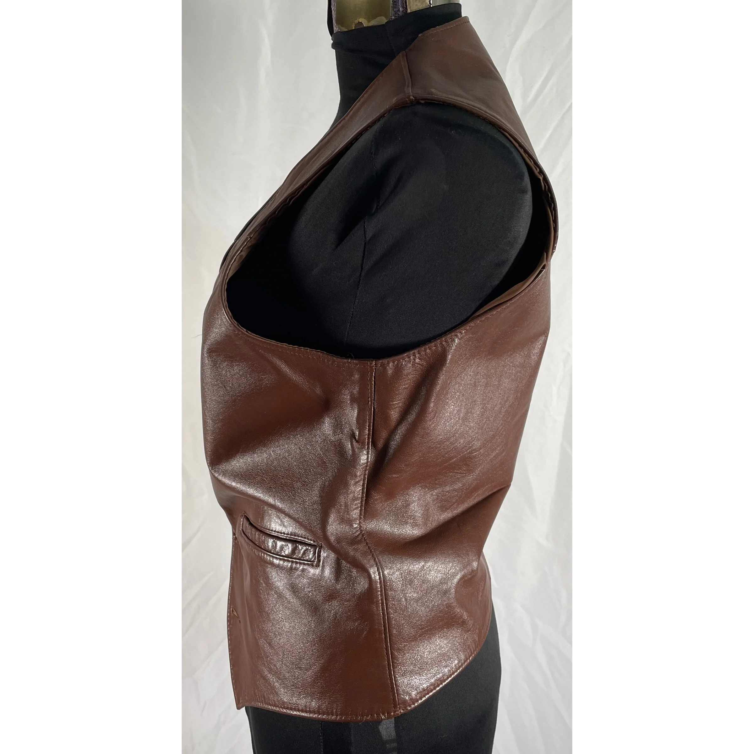 70s Brown Leather Vest By The Leather Shop - Image 10