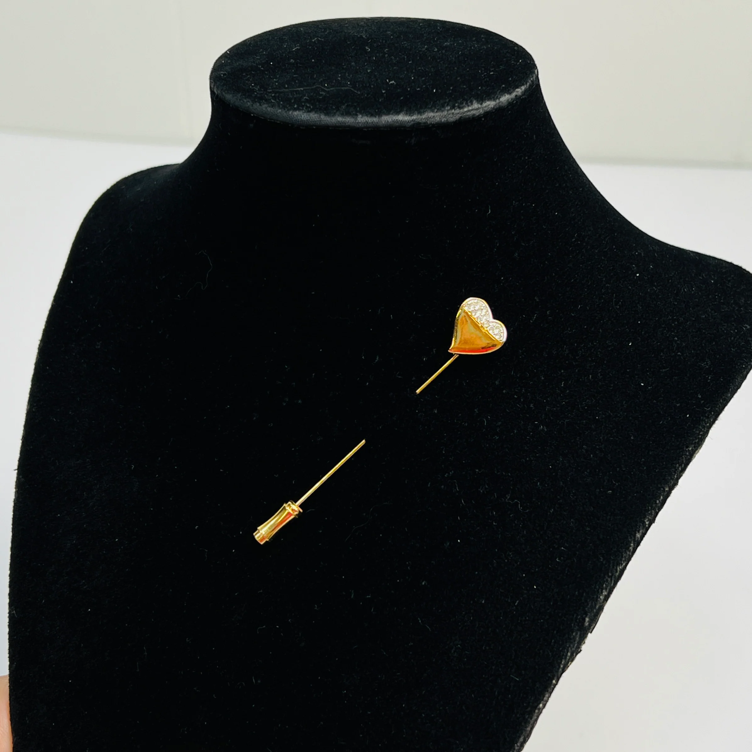 70s Crown Trifari Stick Pin Gold Tone Heart Rhinestone By Crown Trifari - Image 7