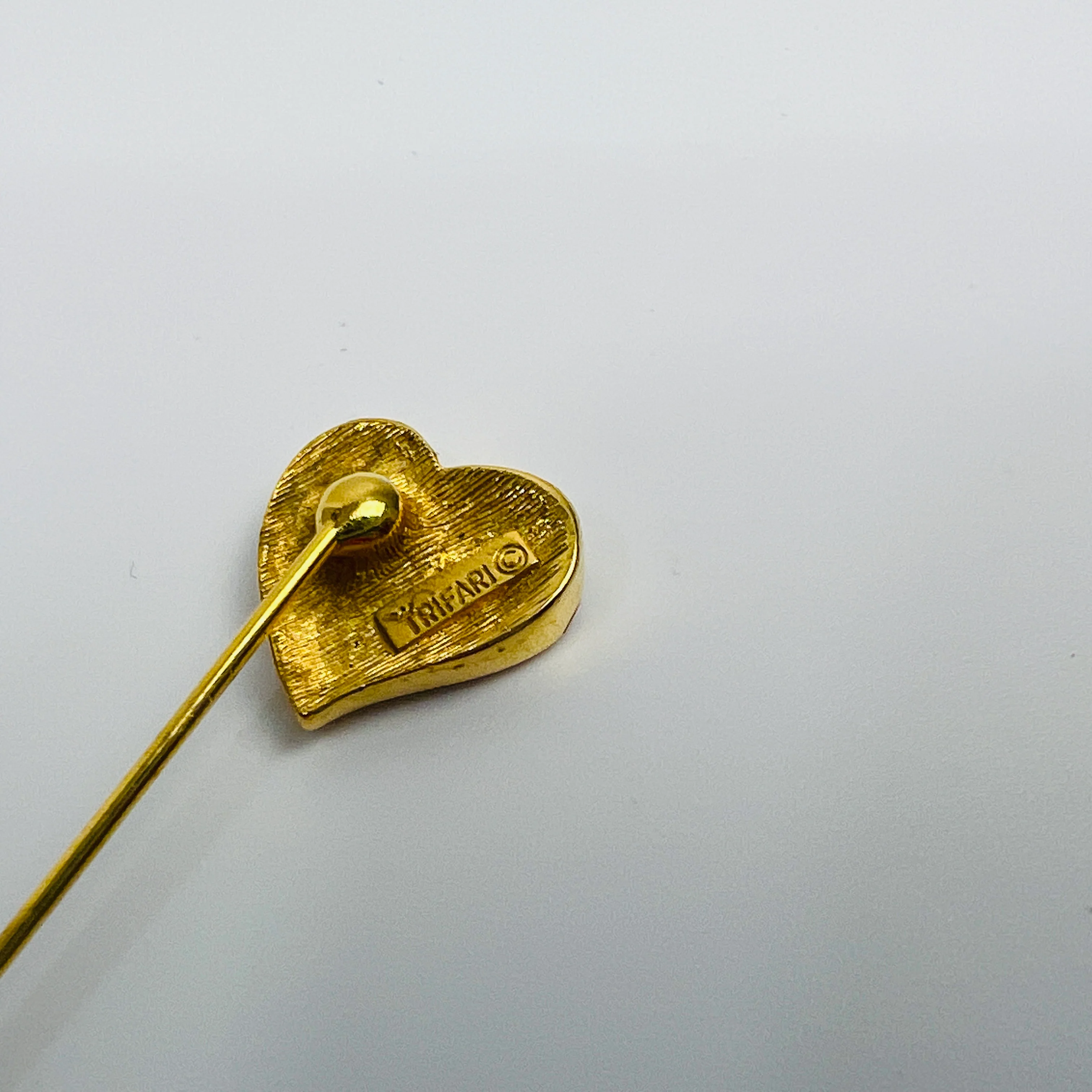 70s Crown Trifari Stick Pin Gold Tone Heart Rhinestone By Crown Trifari - Image 9
