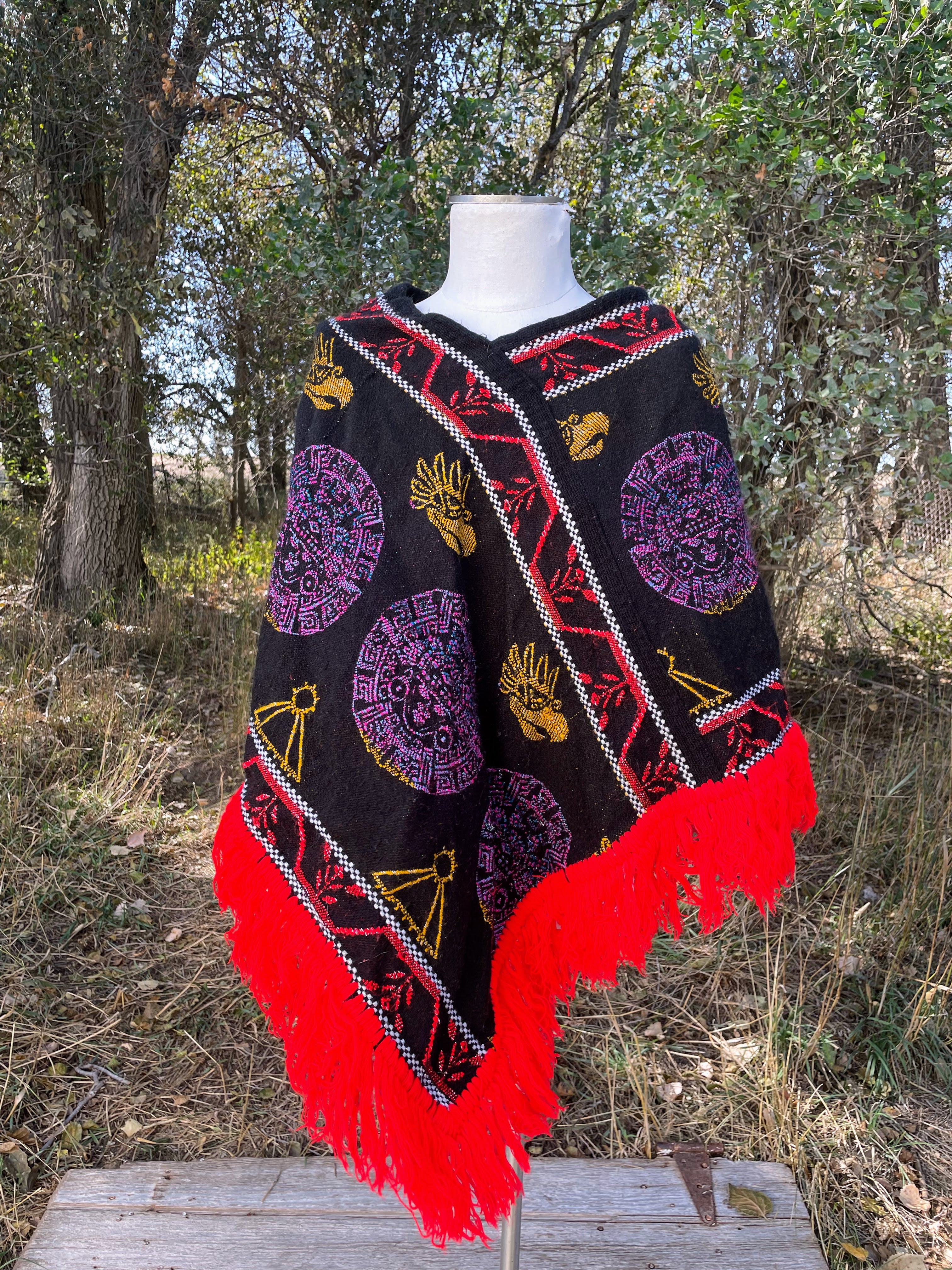 70s Vintage Mexico Geometrical Fringed Poncho - Image 11