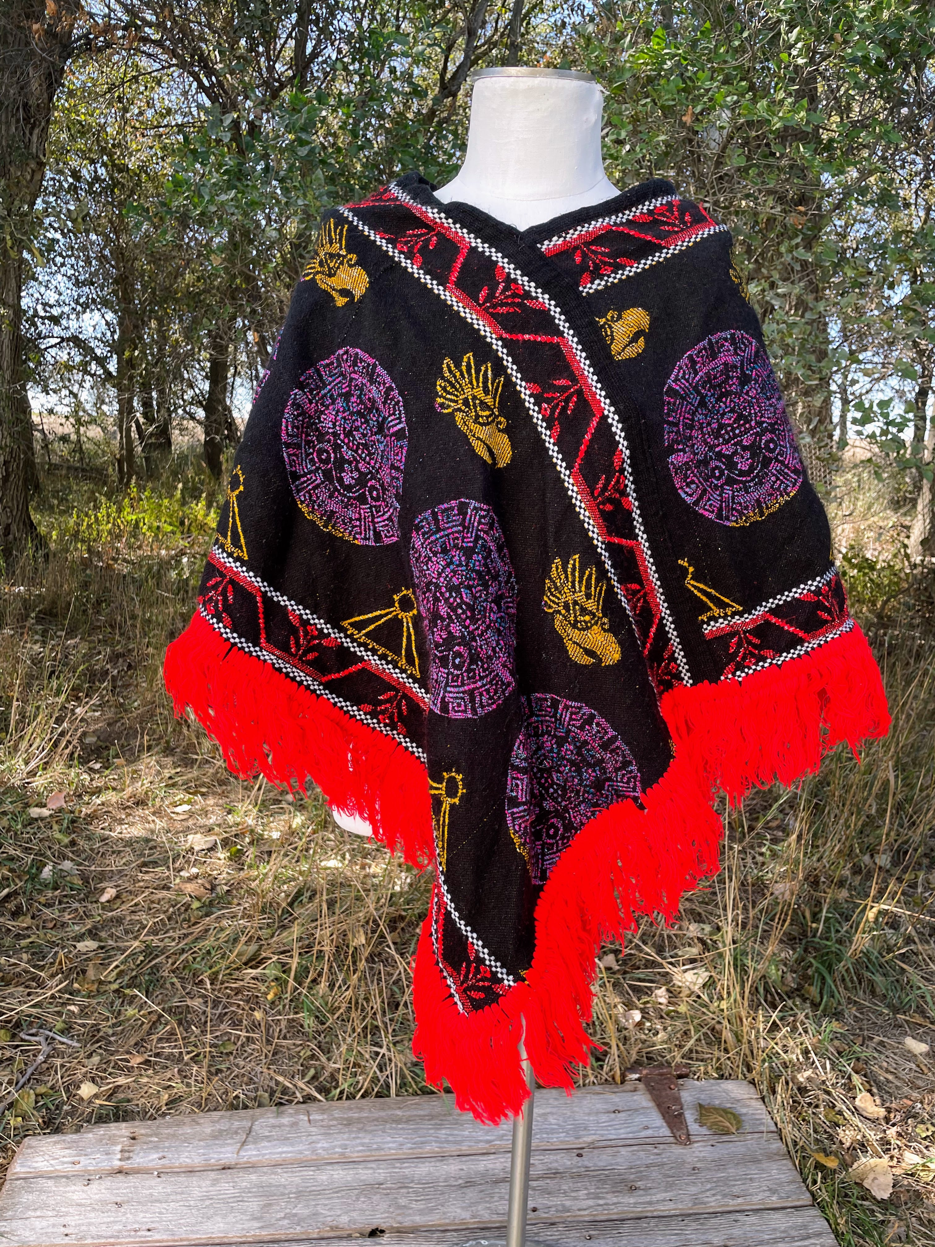 70s Vintage Mexico Geometrical Fringed Poncho - Image 4